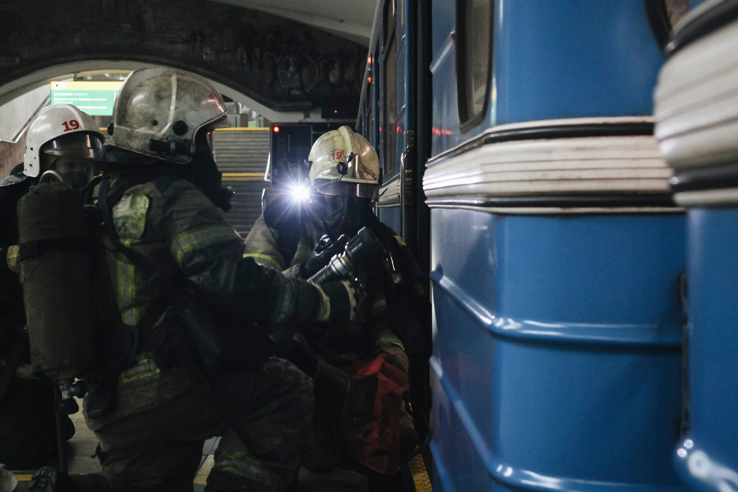 Учения станция метро «Уралмаш». ФОТОГРАФ ЕКАТЕРИНБУРГ | МАРГАЧЕВ