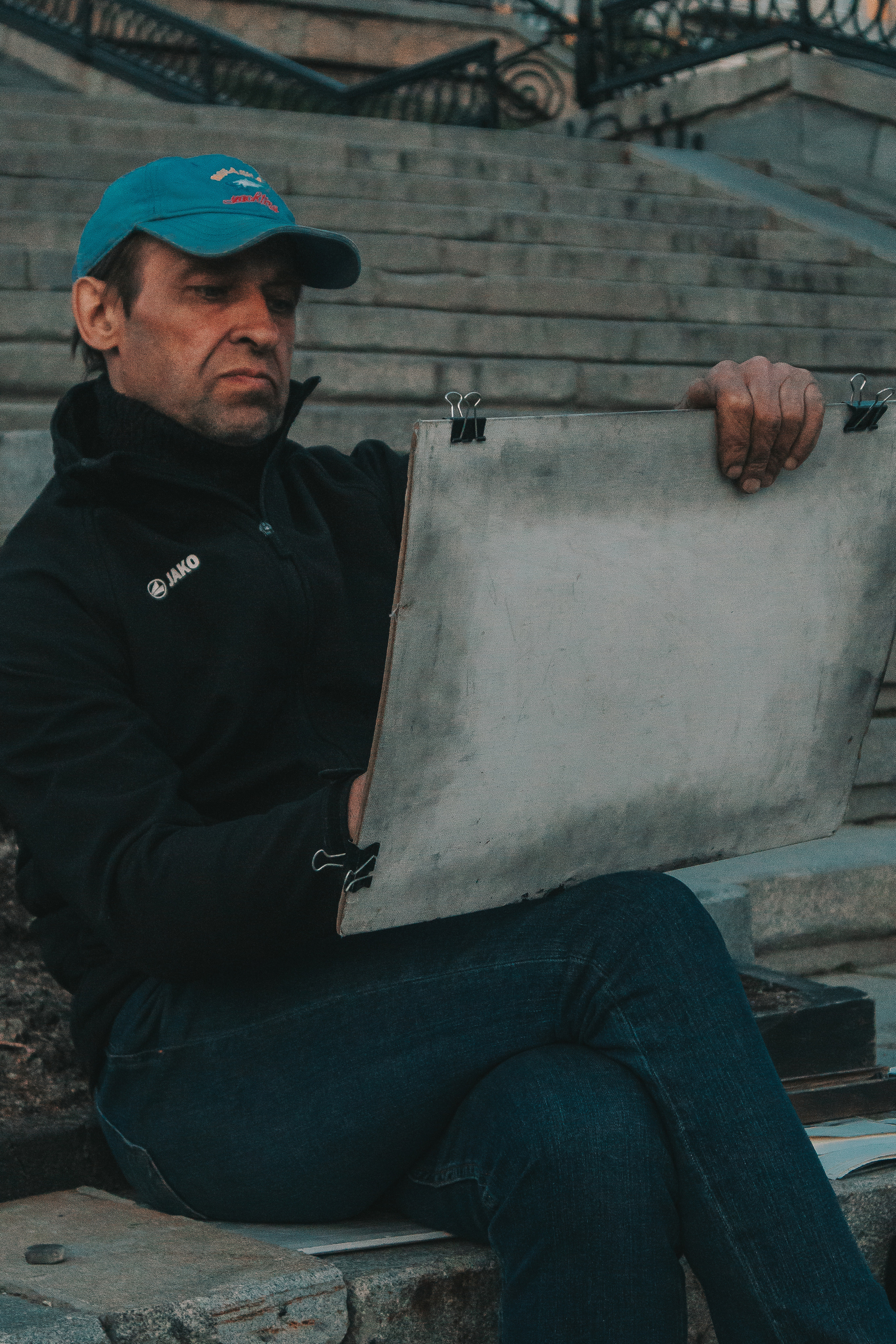 Уличный художник. ФОТОГРАФ ЕКАТЕРИНБУРГ | МАРГАЧЕВ