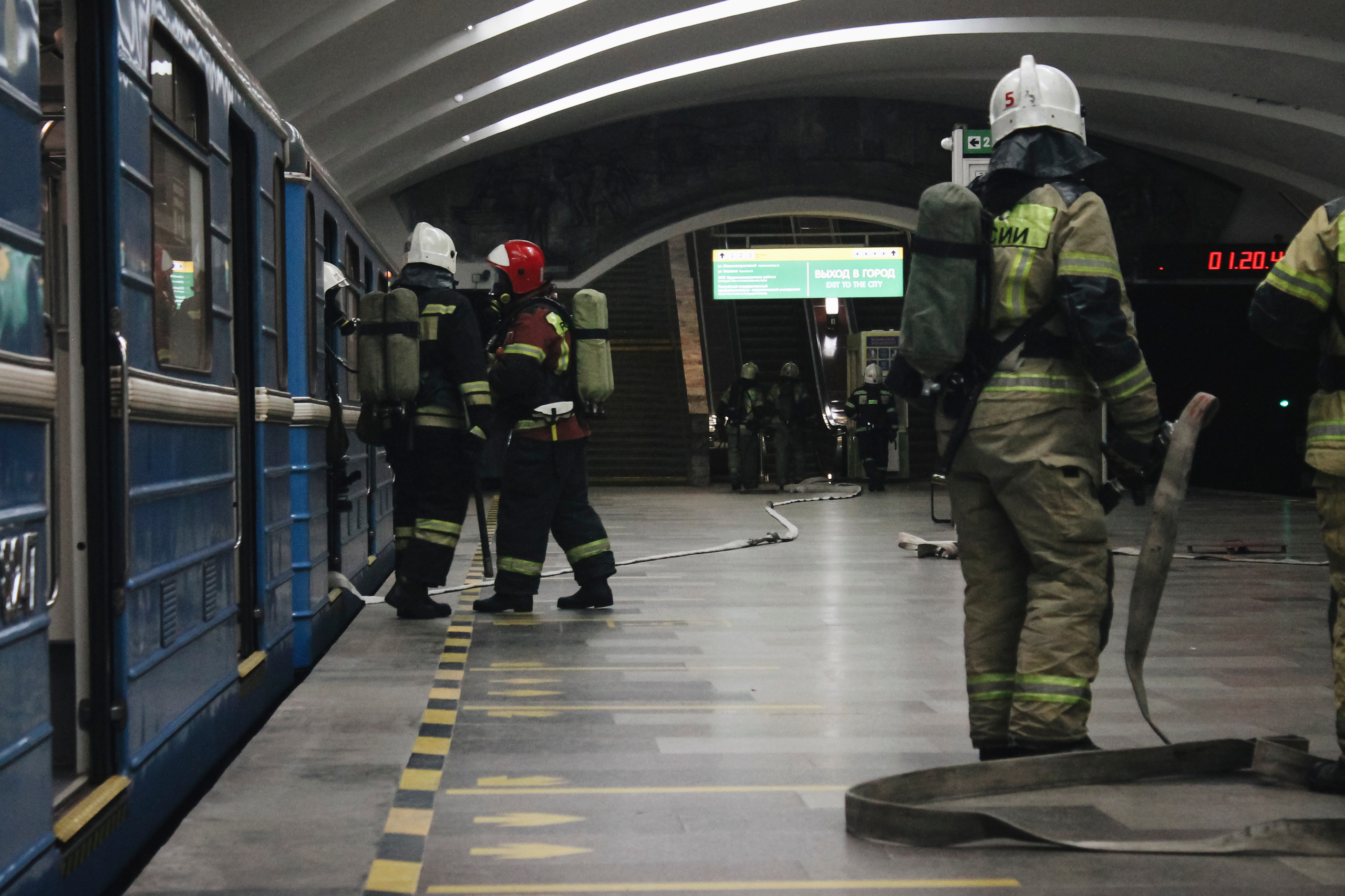 Учения станция метро «Уралмаш». ФОТОГРАФ ЕКАТЕРИНБУРГ | МАРГАЧЕВ