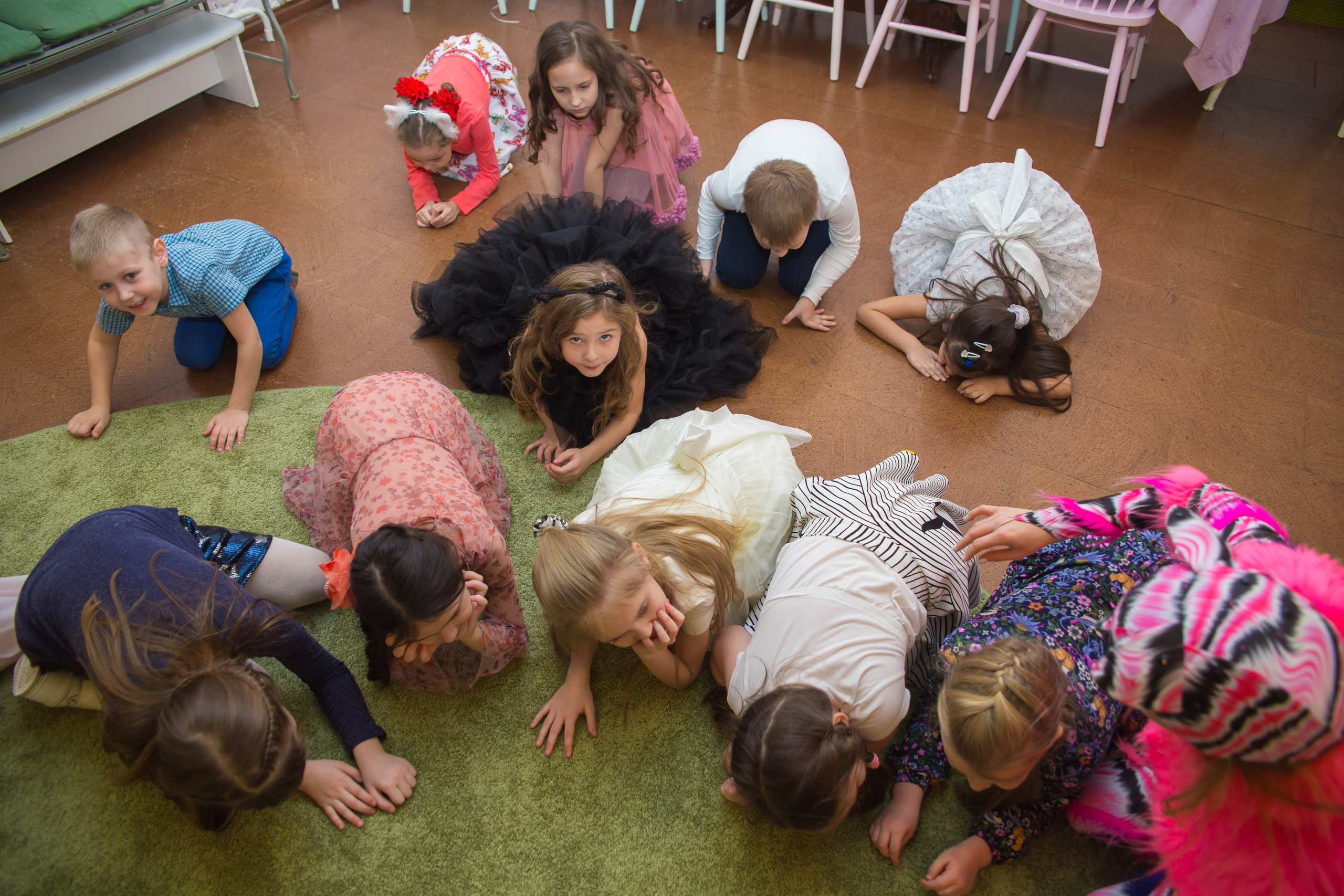 В домике Алисы. Мире 6 лет. Семейный и школьный фотограф в Москве Анна Ткач