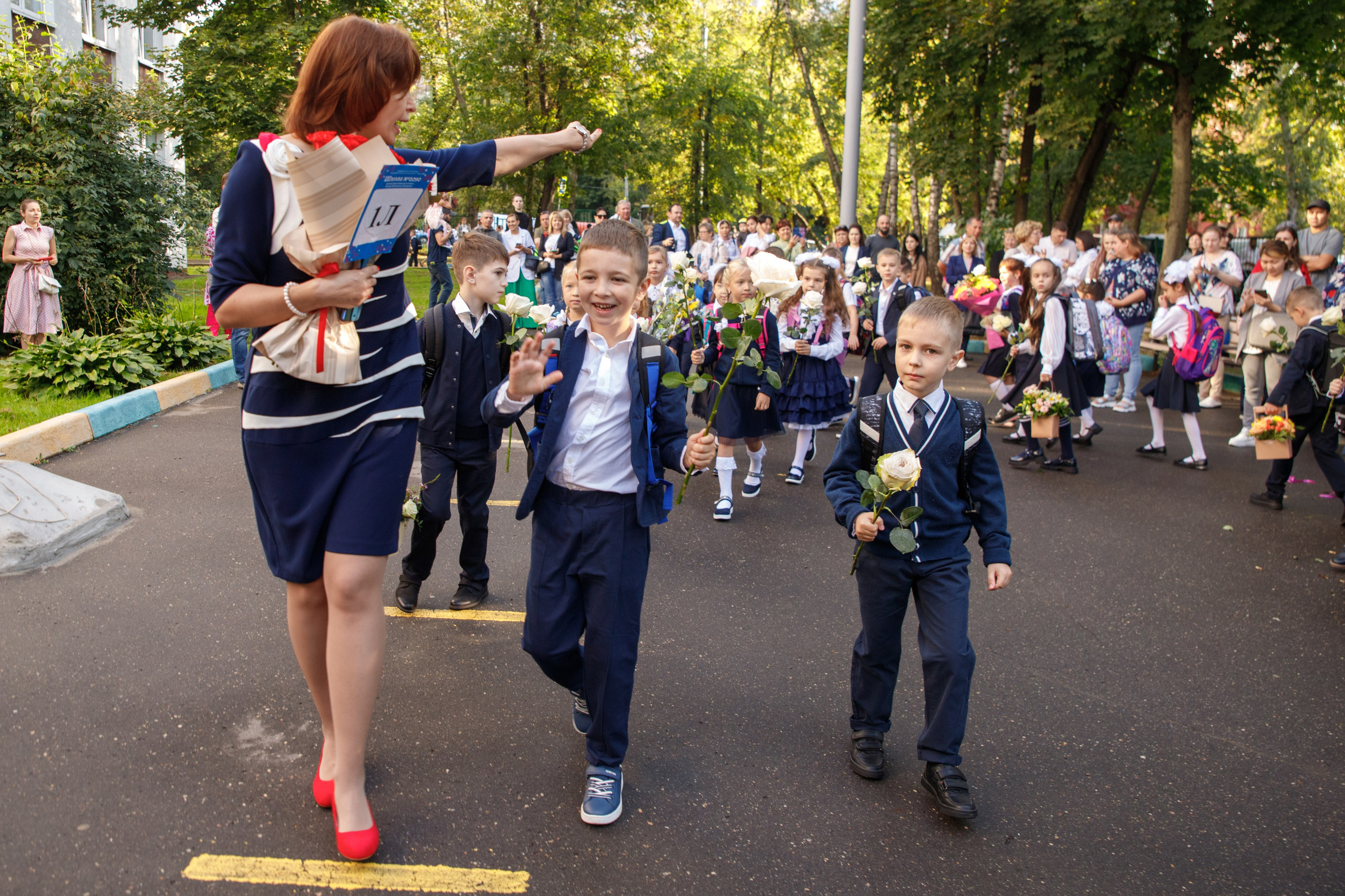 Репортажная съемка первого сентября для первоклассников. Семейный и школьный фотограф в Москве Анна Ткач