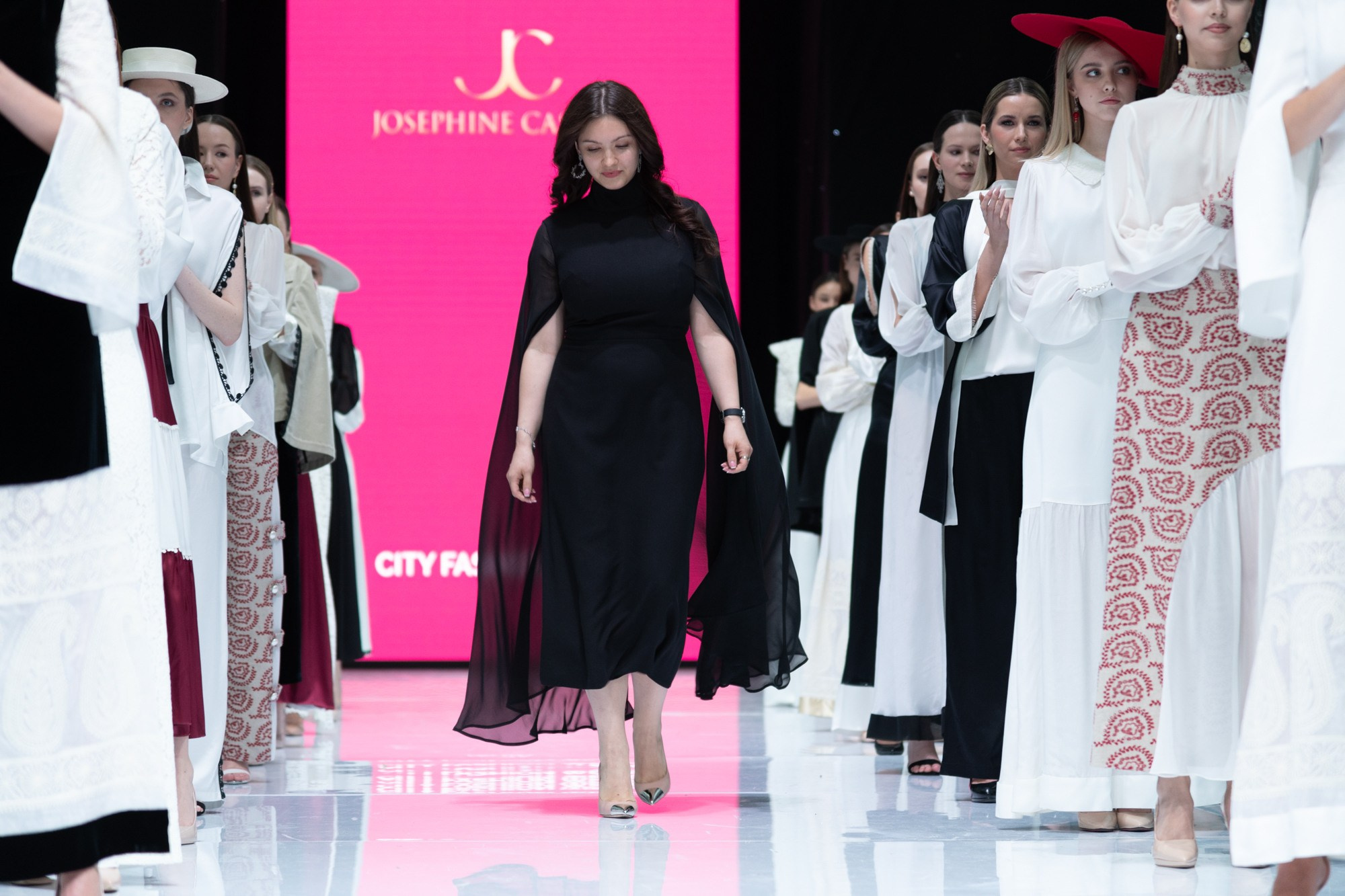 Josephine Cashpar / 23. Sakunov Photo