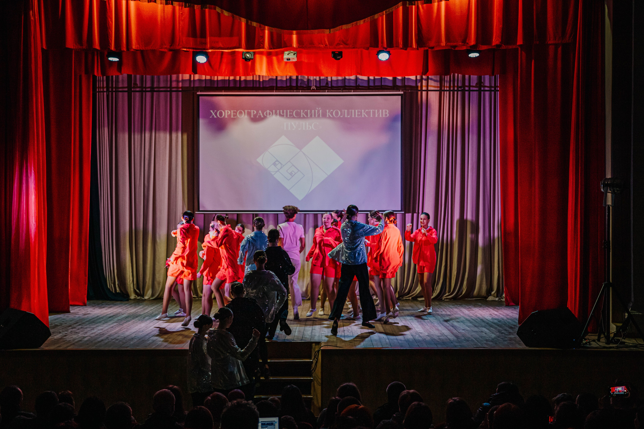 Отчетный концерт хореографического коллектива Пульс!. Фотограф Дарья Маташкова