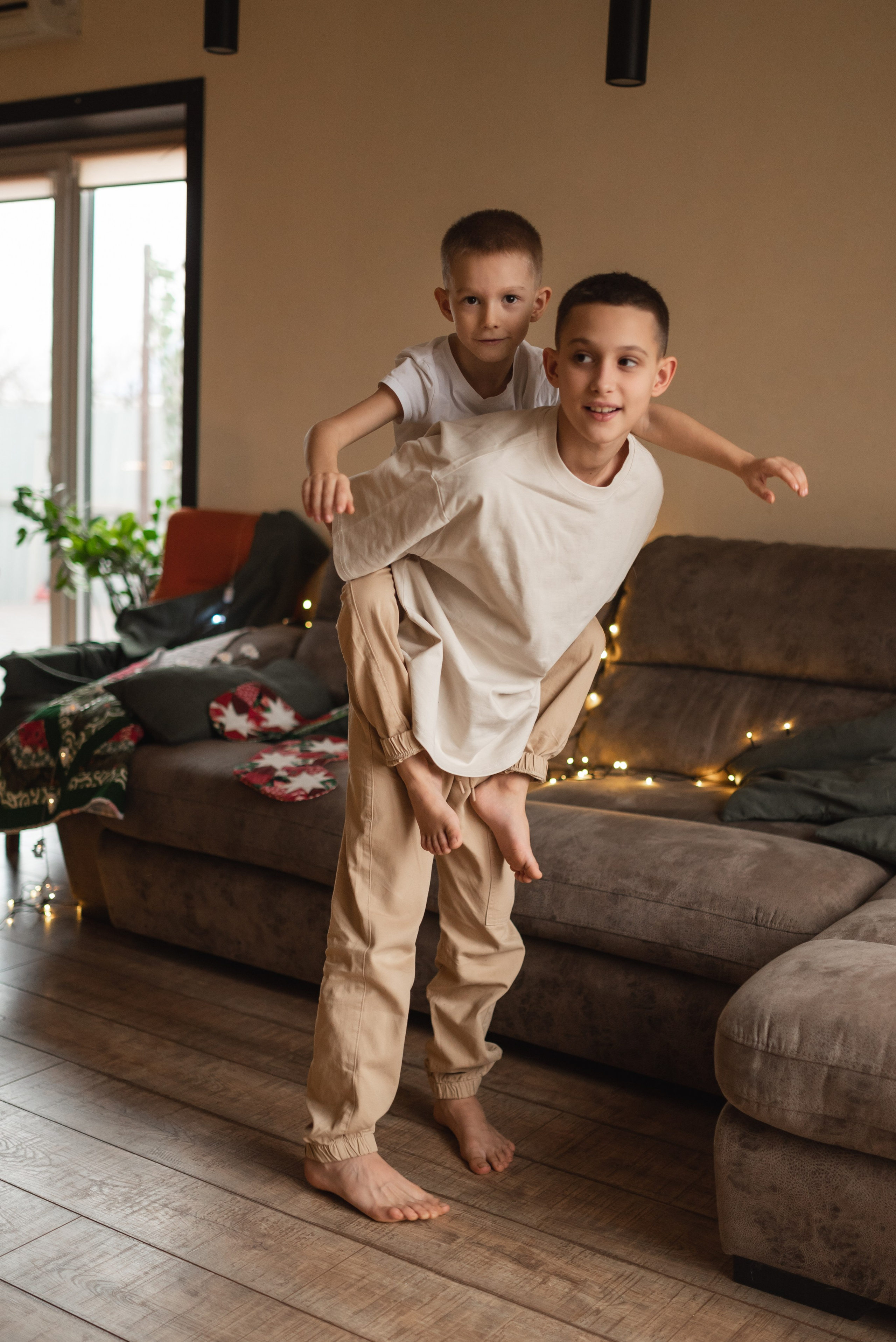 Оксана Сергей Ваня и Егор. Семейный фотограф Ирина Сгибнева