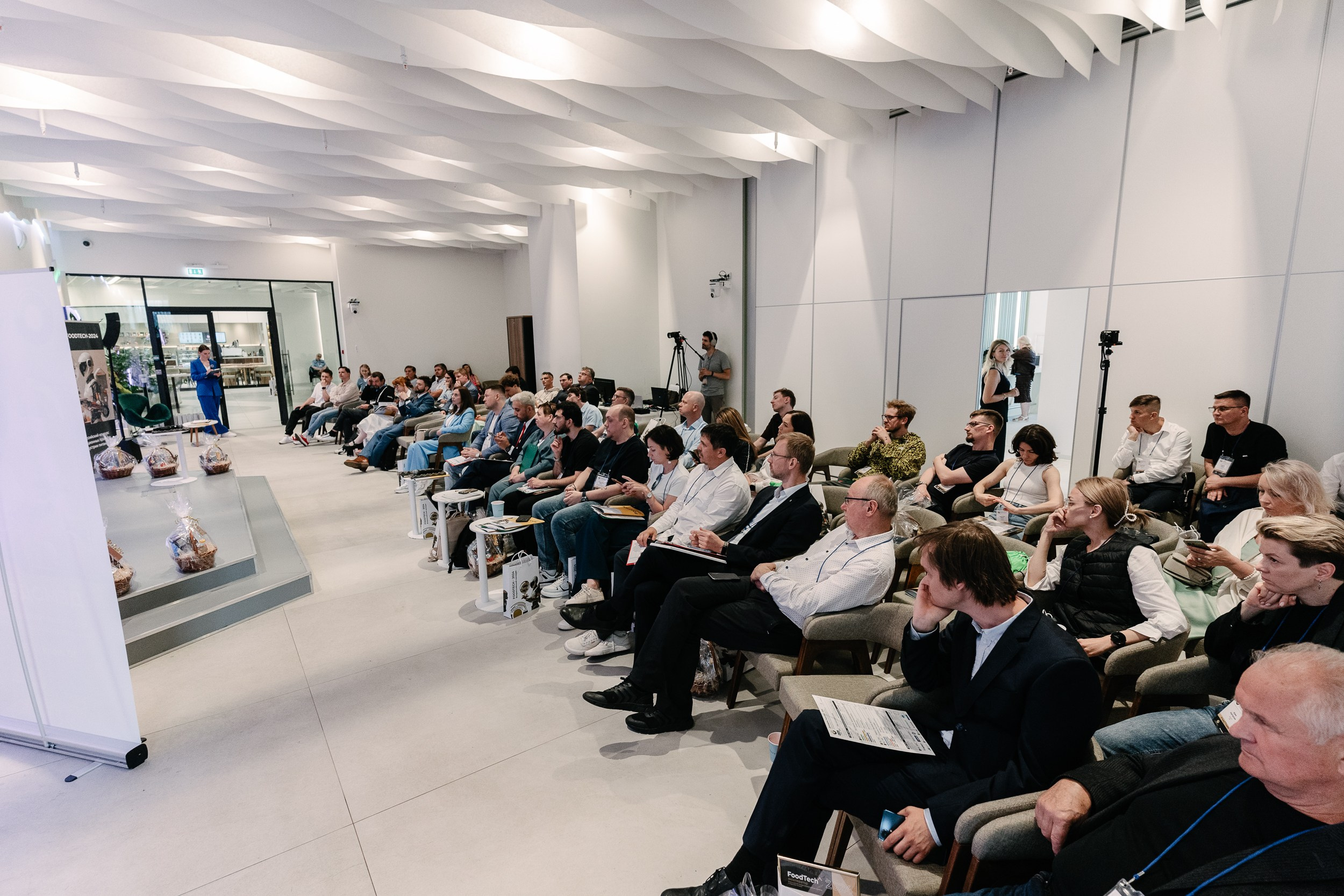 Фотограф Москва и Московская область. Фотосъёмка, видеосъемка массовых мероприятий, reels