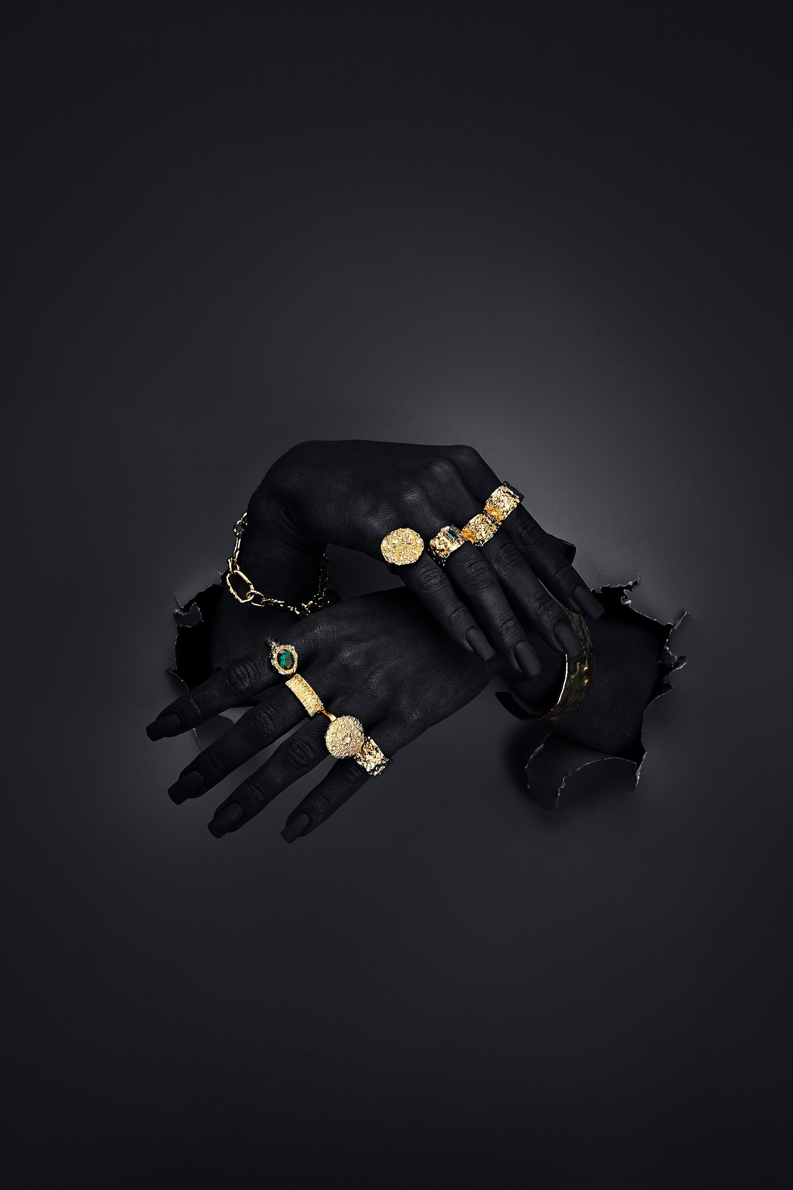 Ювелирные украшения. Фотограф для маркетплейсов в Москве