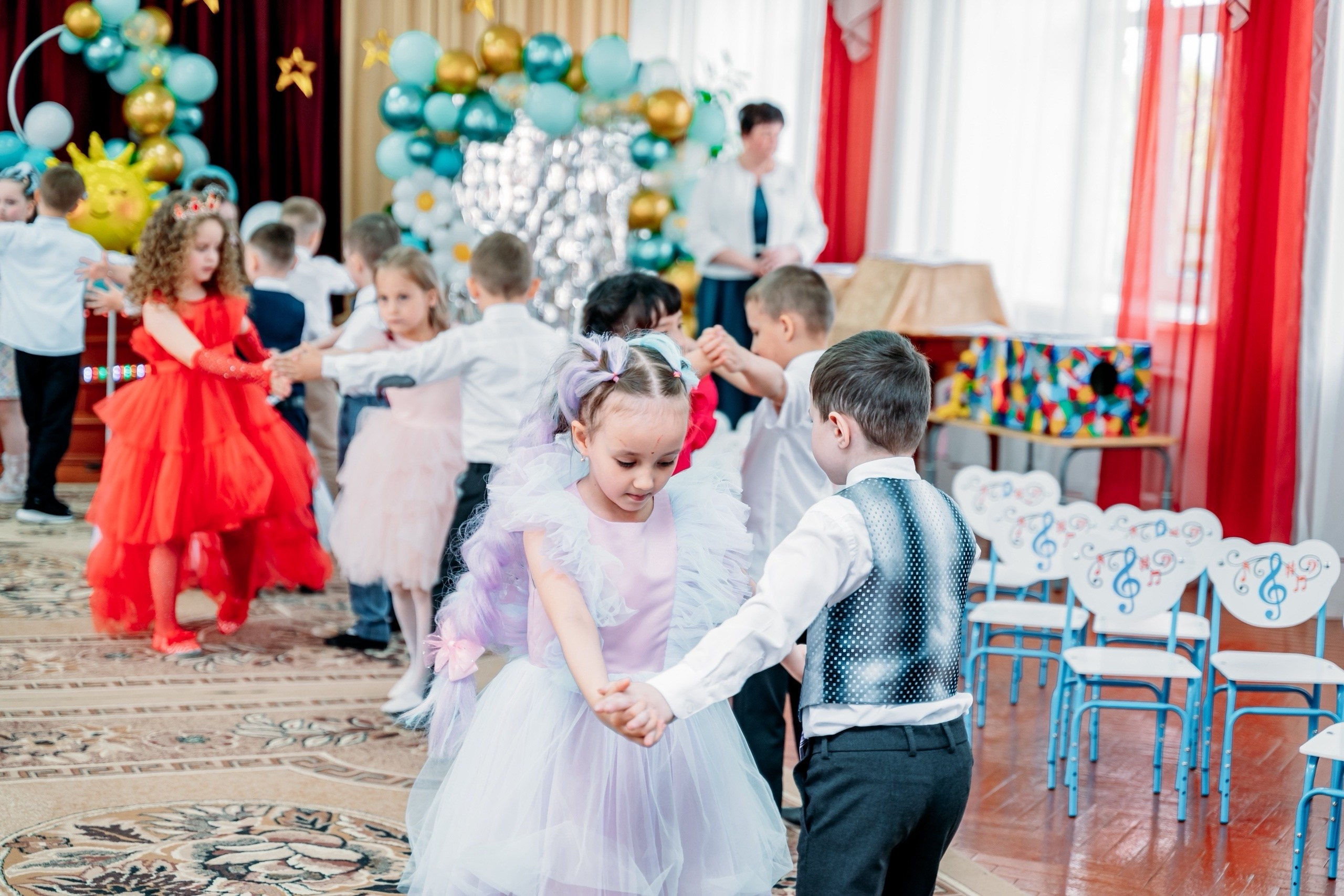 Выпускной 2025 детский сад 61. Фотограф Алёна Царькова. Киселевск