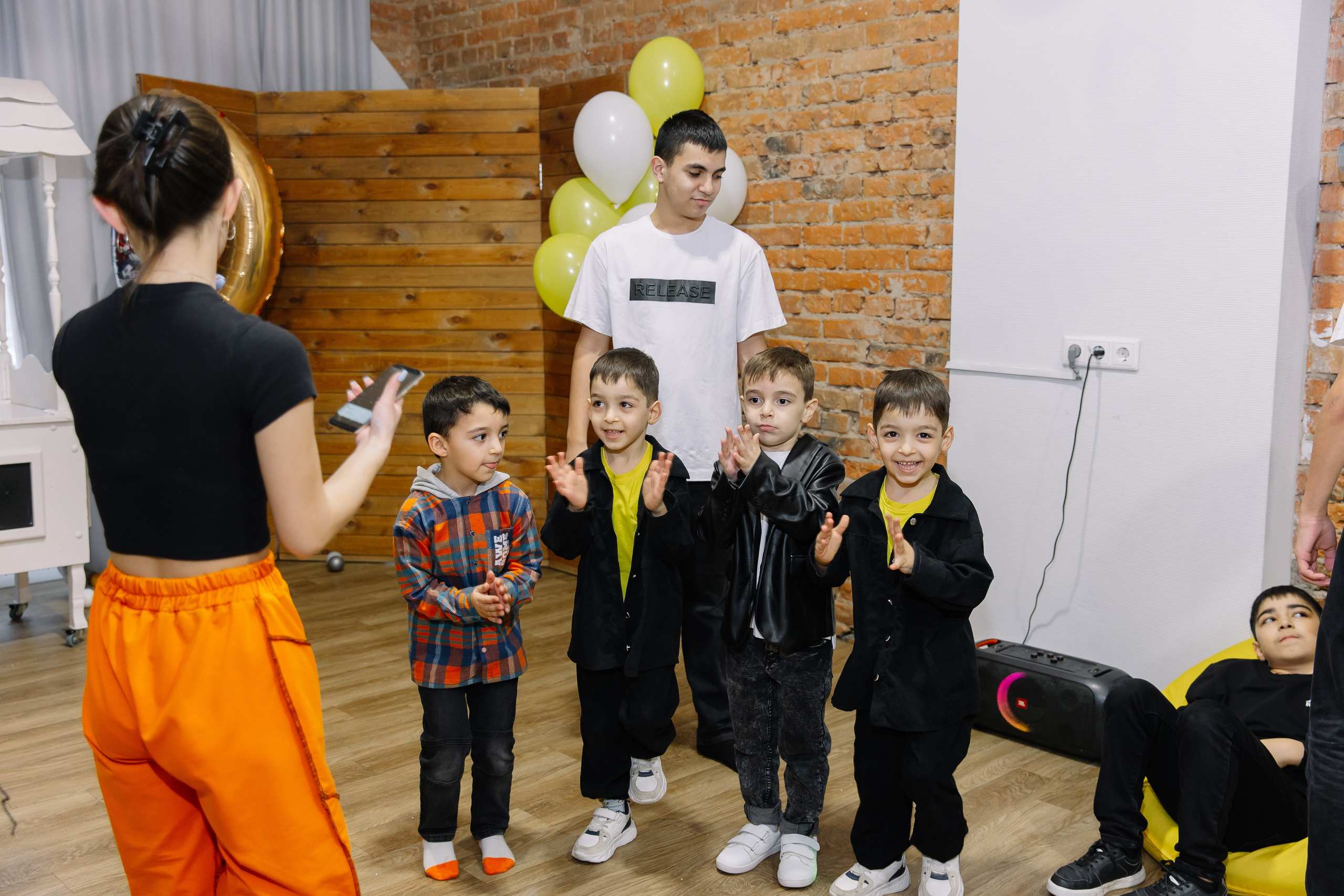 День рождения Эрика и Эмиля 6 лет. Свадебный фотограф в Новосибирске Лидия Александровна