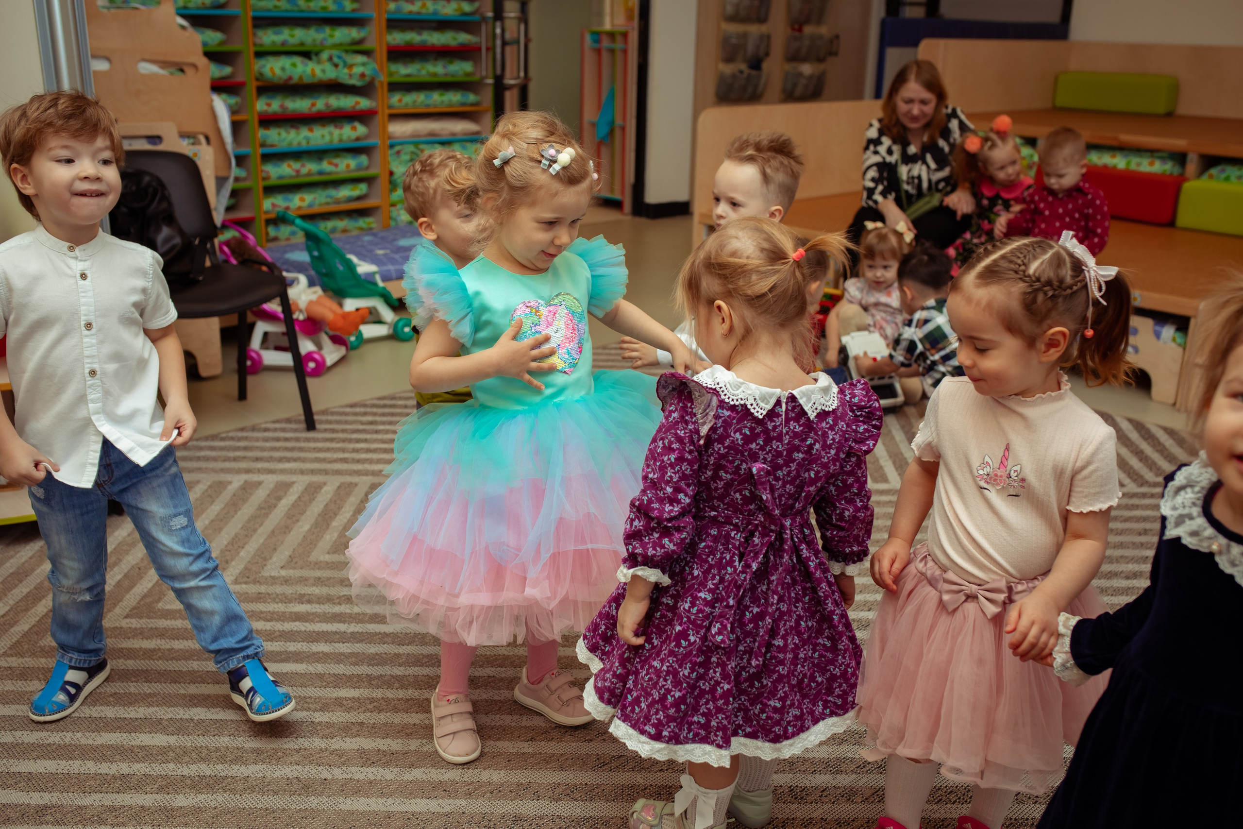 Праздник весны в детском саду. Семейный и детский фотограф в Москве Дорогова Екатерина