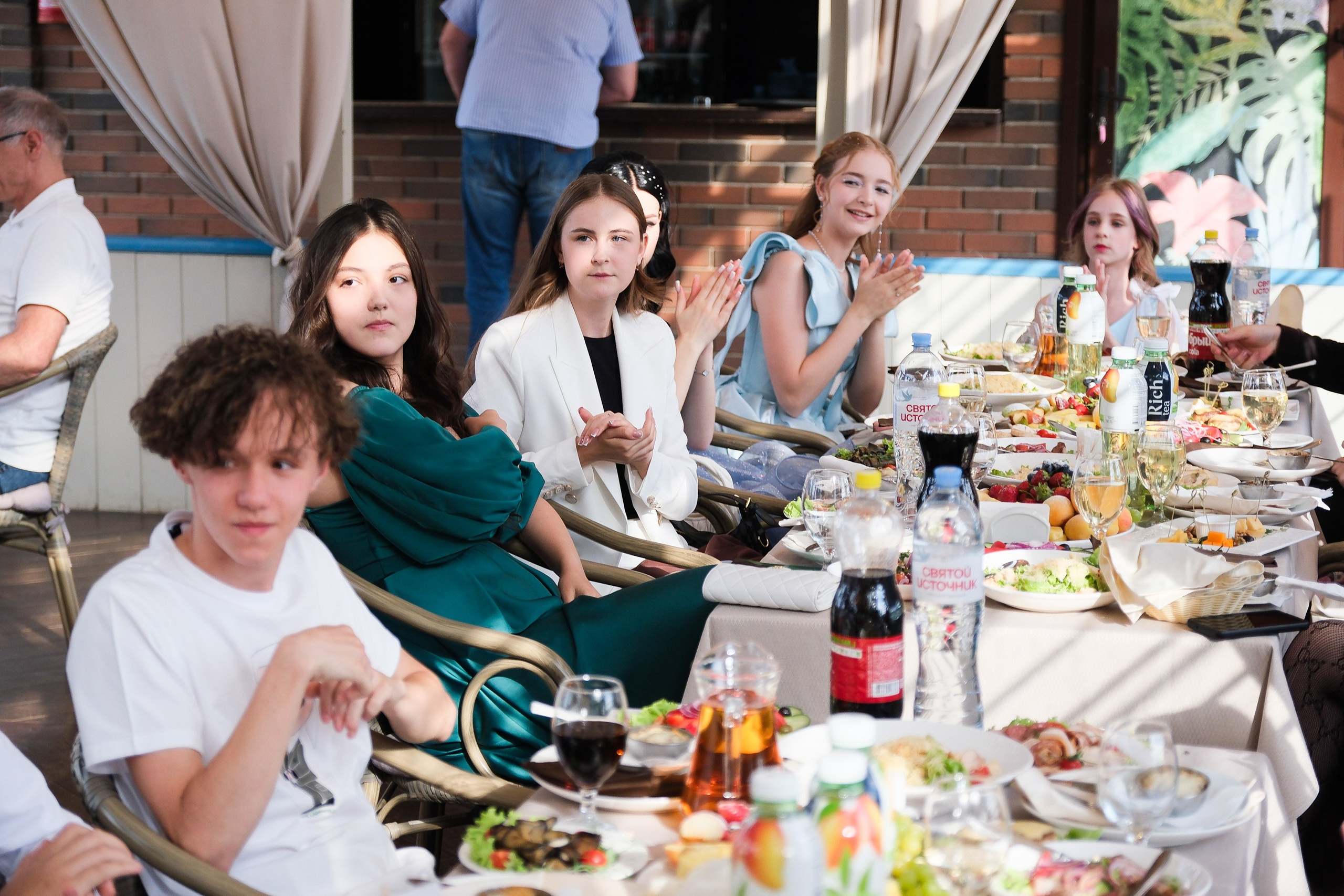 9 Класс Выпускной. Фотограф Анатолий Деникин