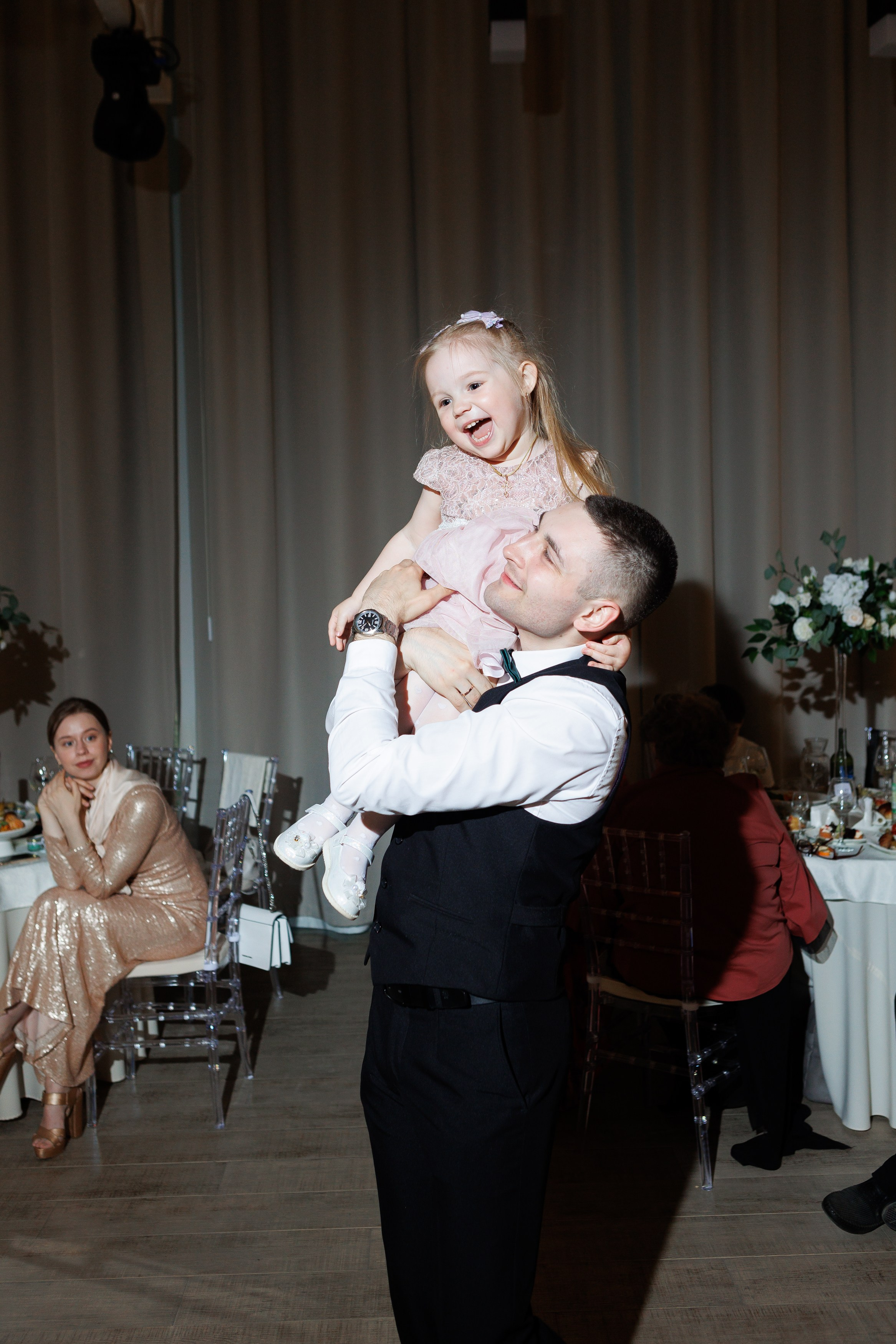 Свадебный фотограф Нижний Новгород. Свадебный и контент фотограф в Нижнем Новгороде Владимир Пресняков