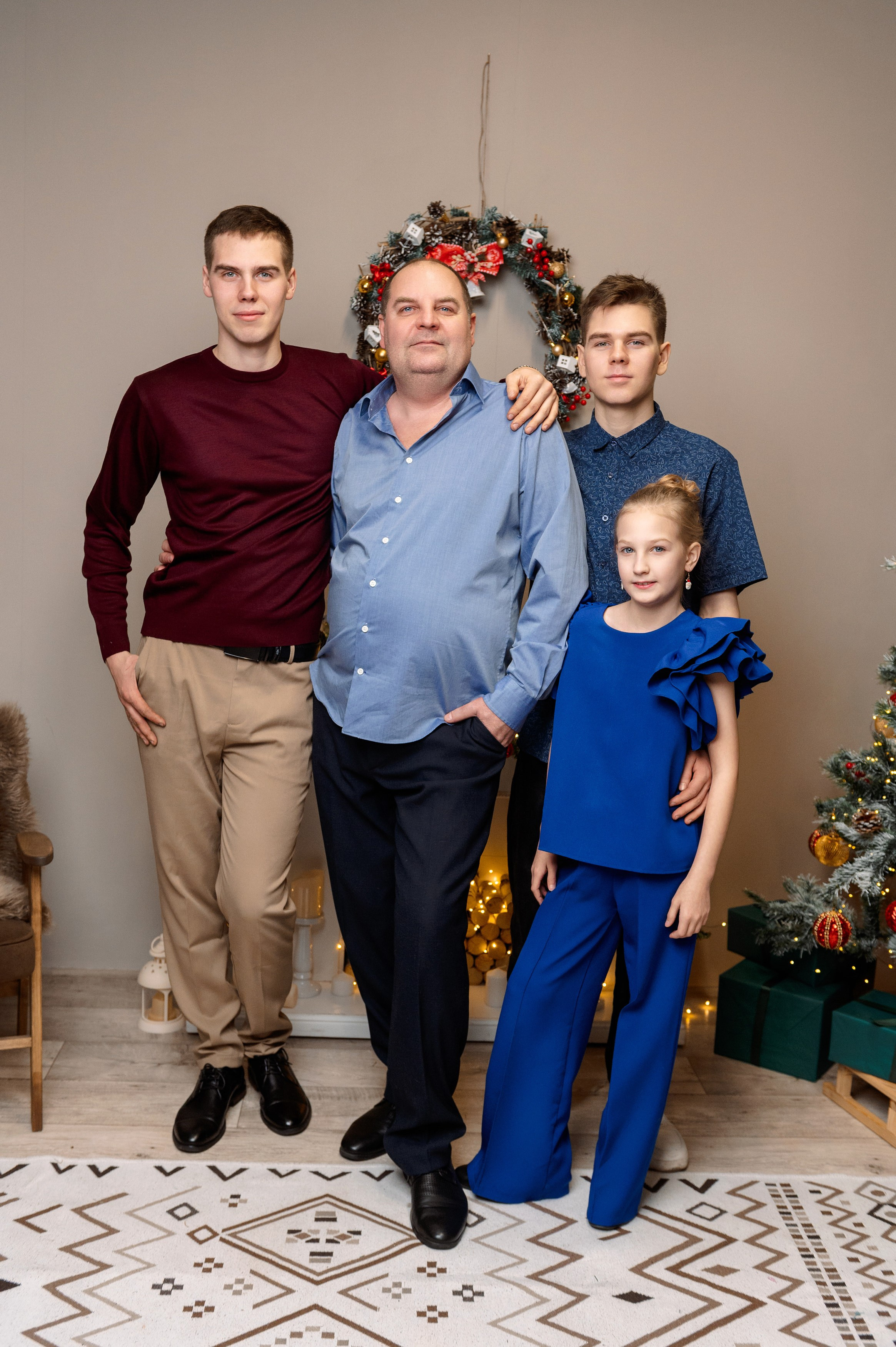 Семья Александриных и Аржанниковых 2025. Семейный, свадебный, школьный фотограф в Железногорске Целуев Андрей