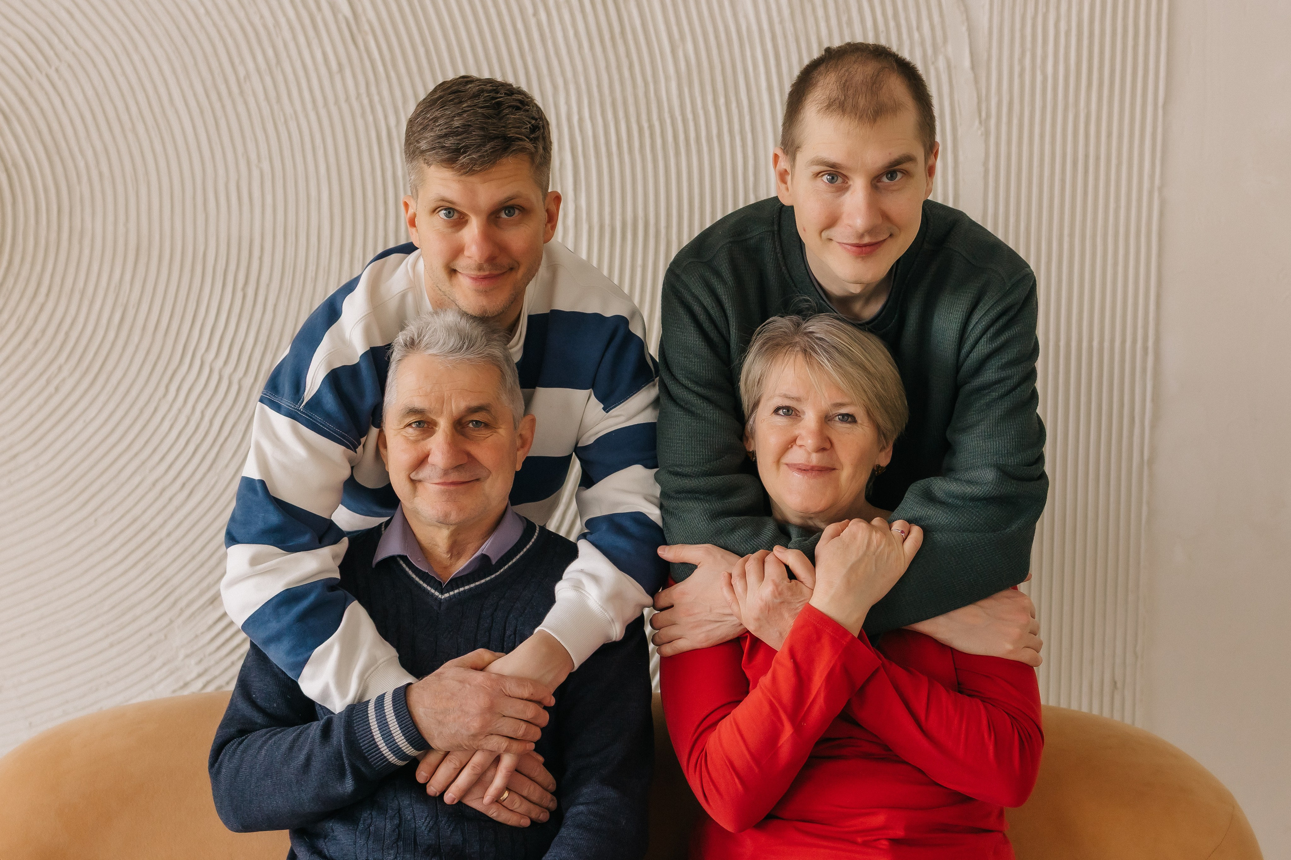 Семейная фотосессия в 2.8. СЕМЕЙНЫЙ ФОТОГРАФ В САРАТОВЕ