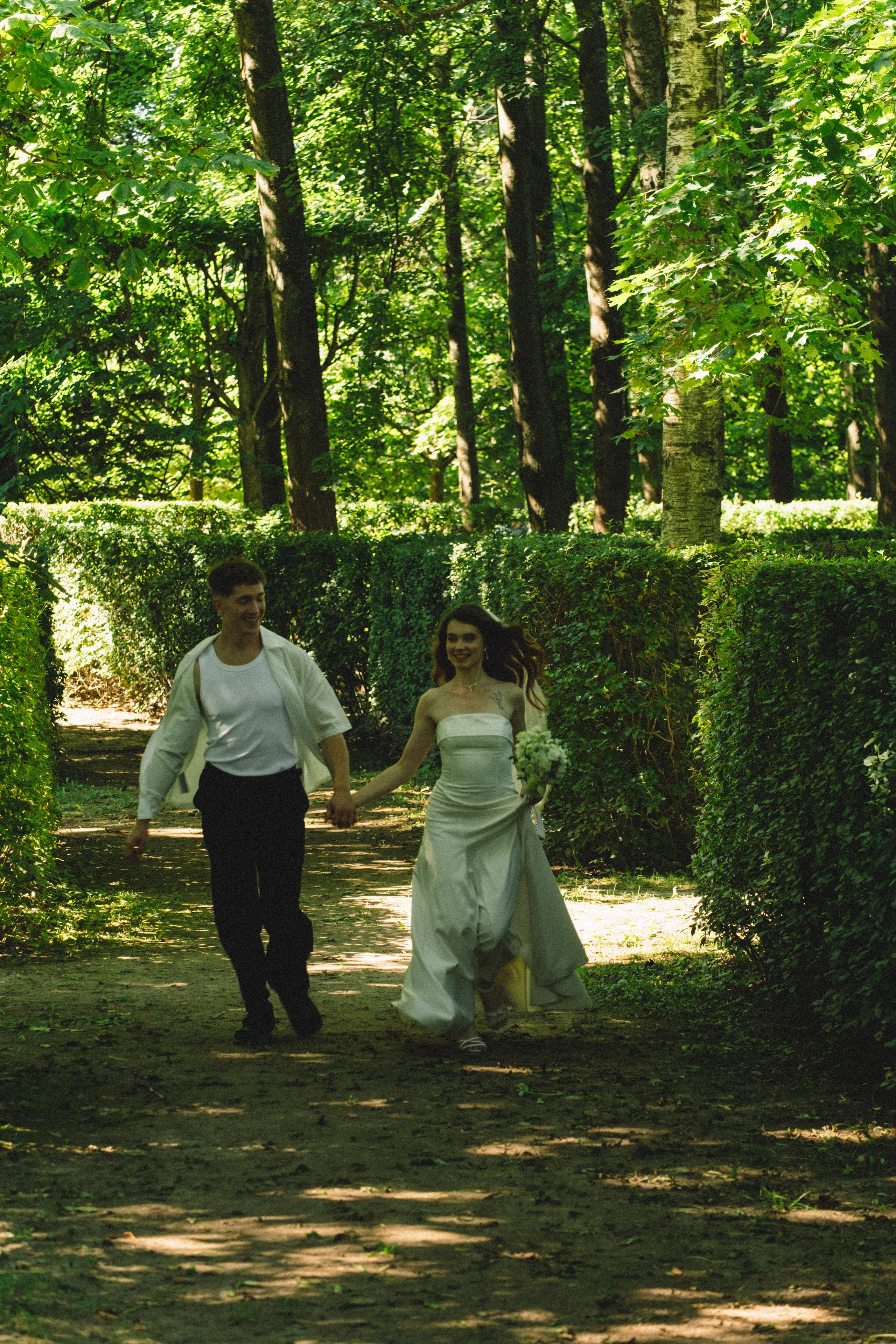 СВАДЕБНАЯ СЬЕМКА В ПЕТЕРГОФЕ И СЬЕМКА РЕПОРТАЖА В ЗАГСЕ ПЕТЕРГОФА. Профессиональный фотограф, Санкт-Петербург — Виктория Богомолова