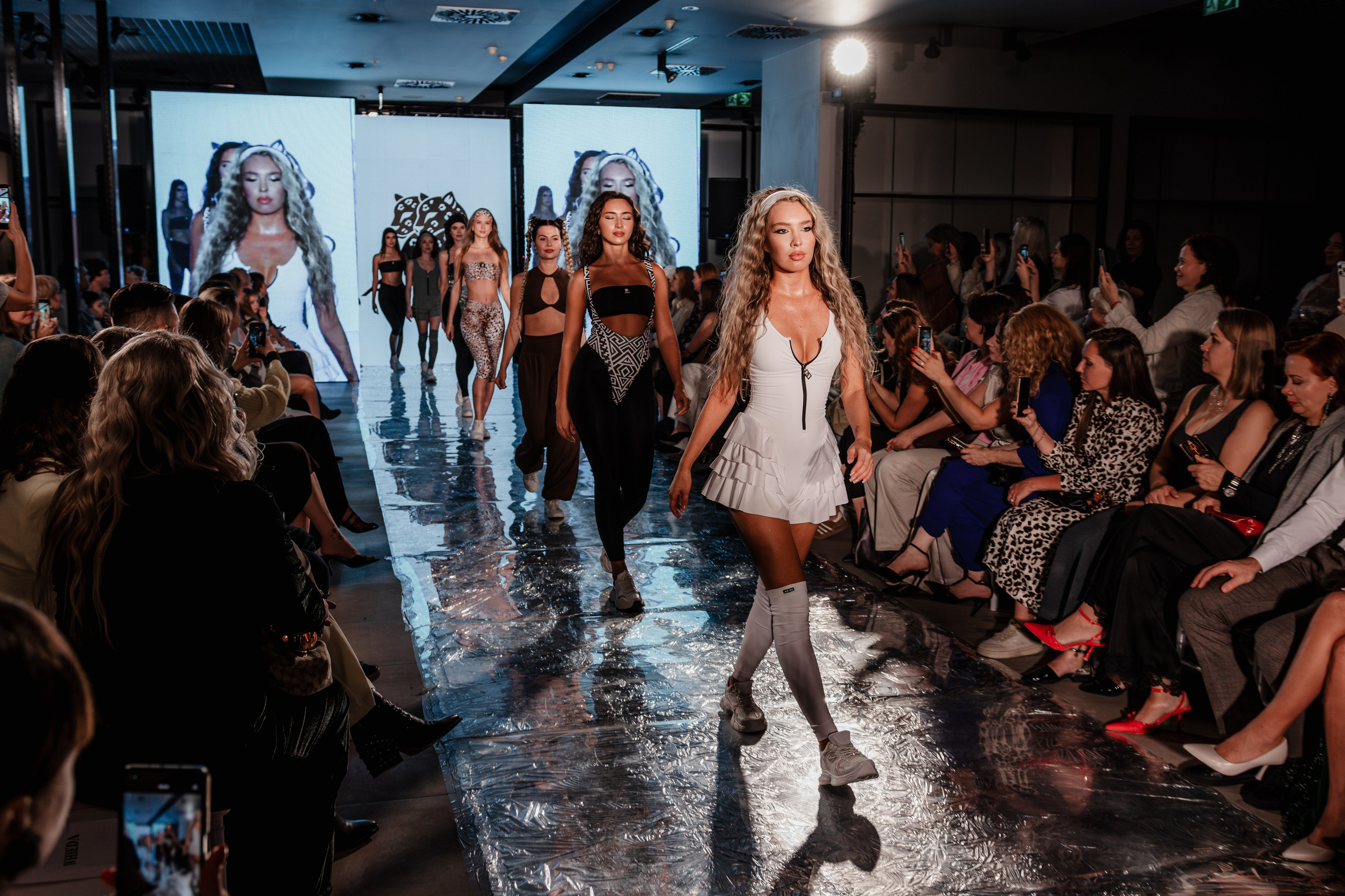 FASHION HOLIDAY 2. Фотограф Владимир Гуцало в Новокузнецке