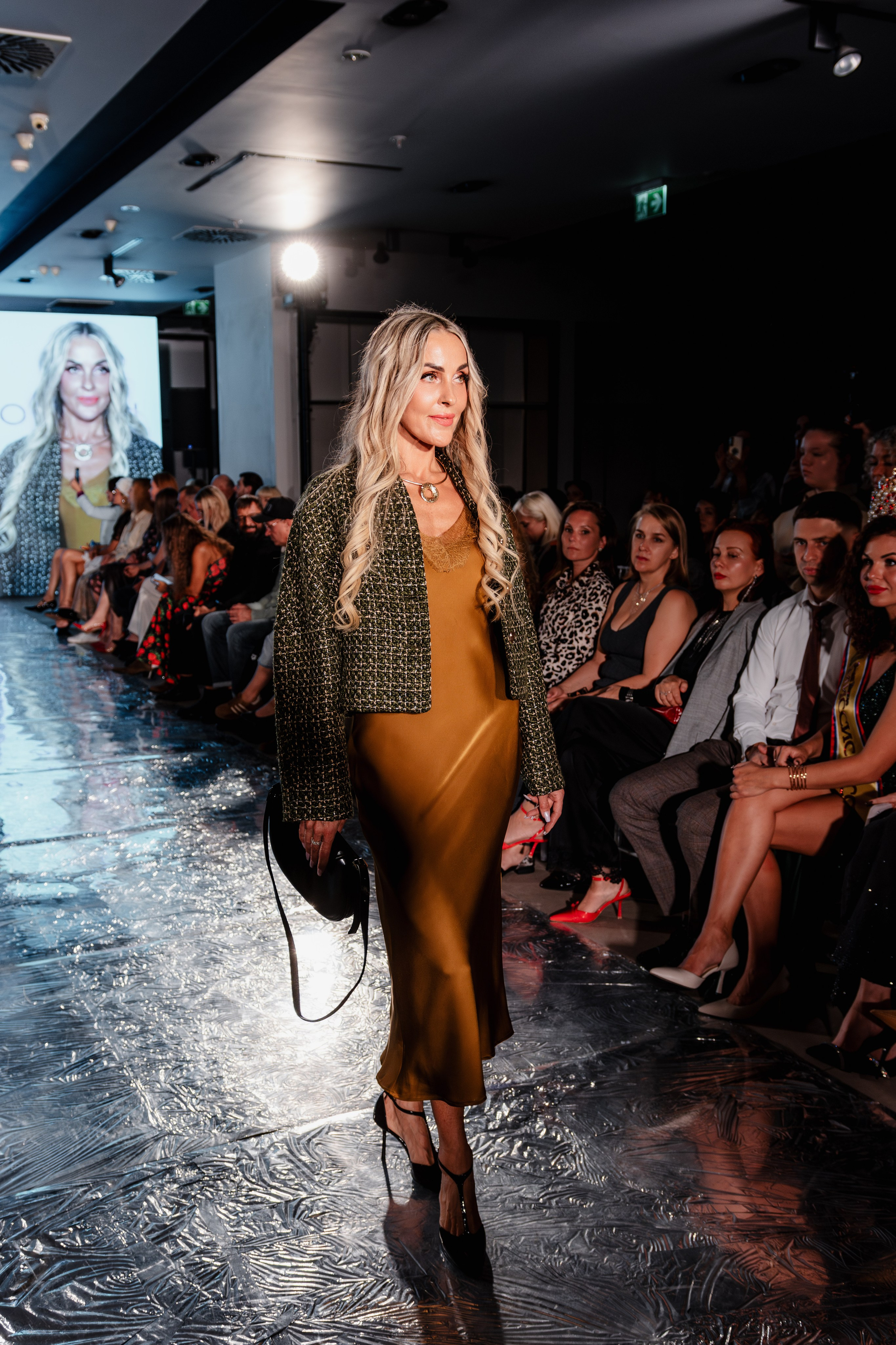 FASHION HOLIDAY 2. Фотограф Владимир Гуцало в Новокузнецке