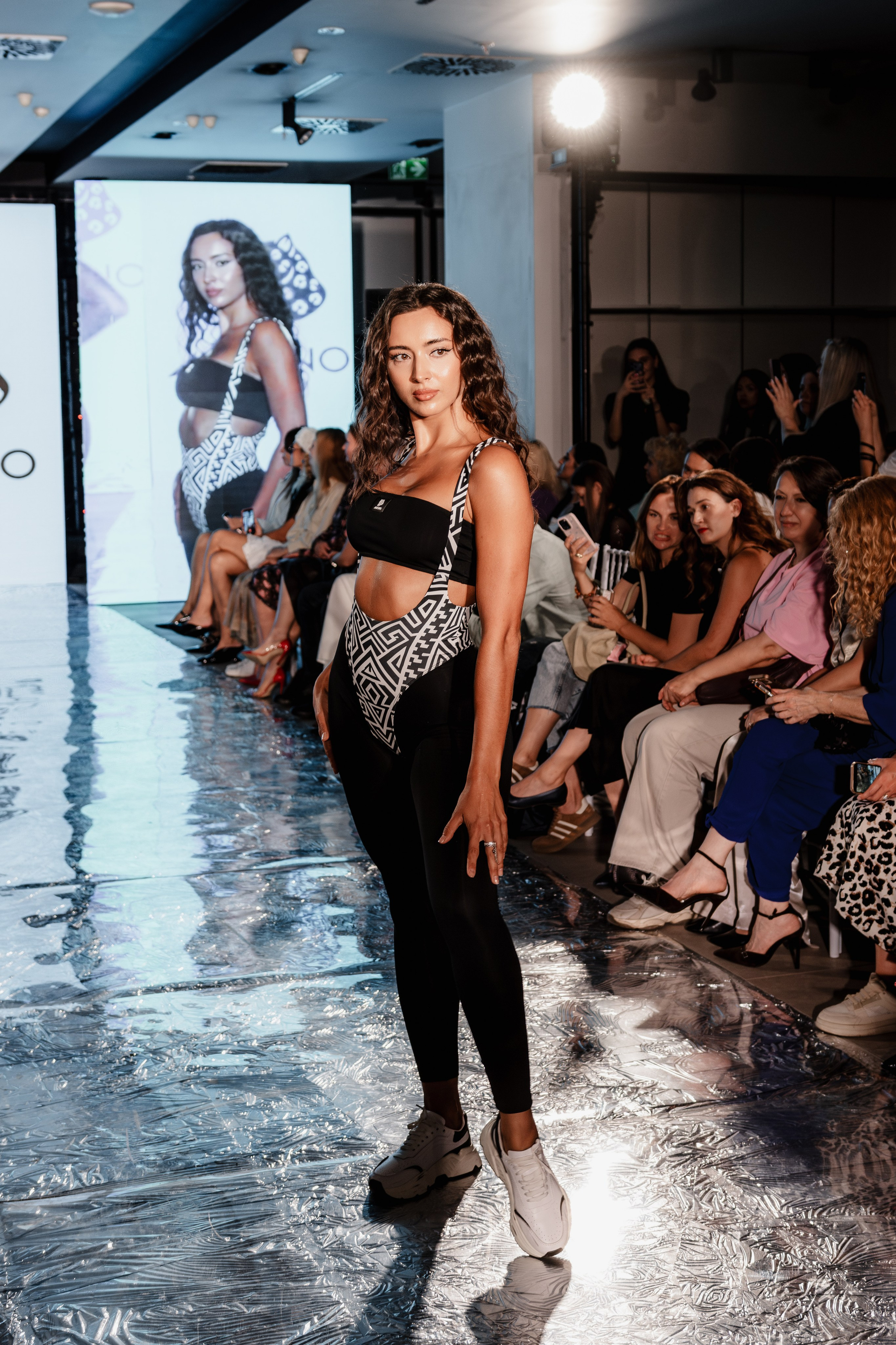 FASHION HOLIDAY 2. Фотограф Владимир Гуцало в Новокузнецке