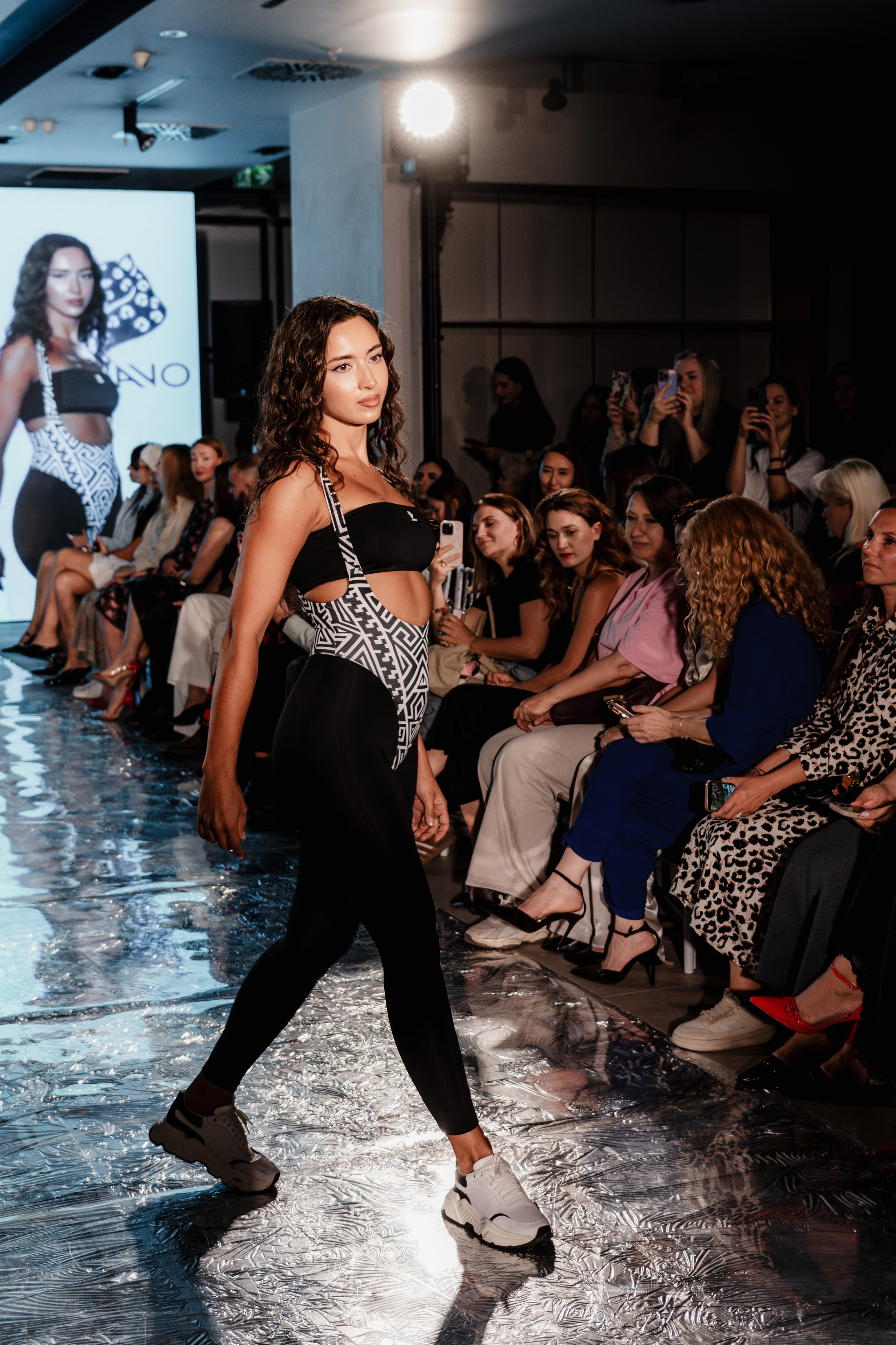 FASHION HOLIDAY 2. Фотограф Владимир Гуцало в Новокузнецке