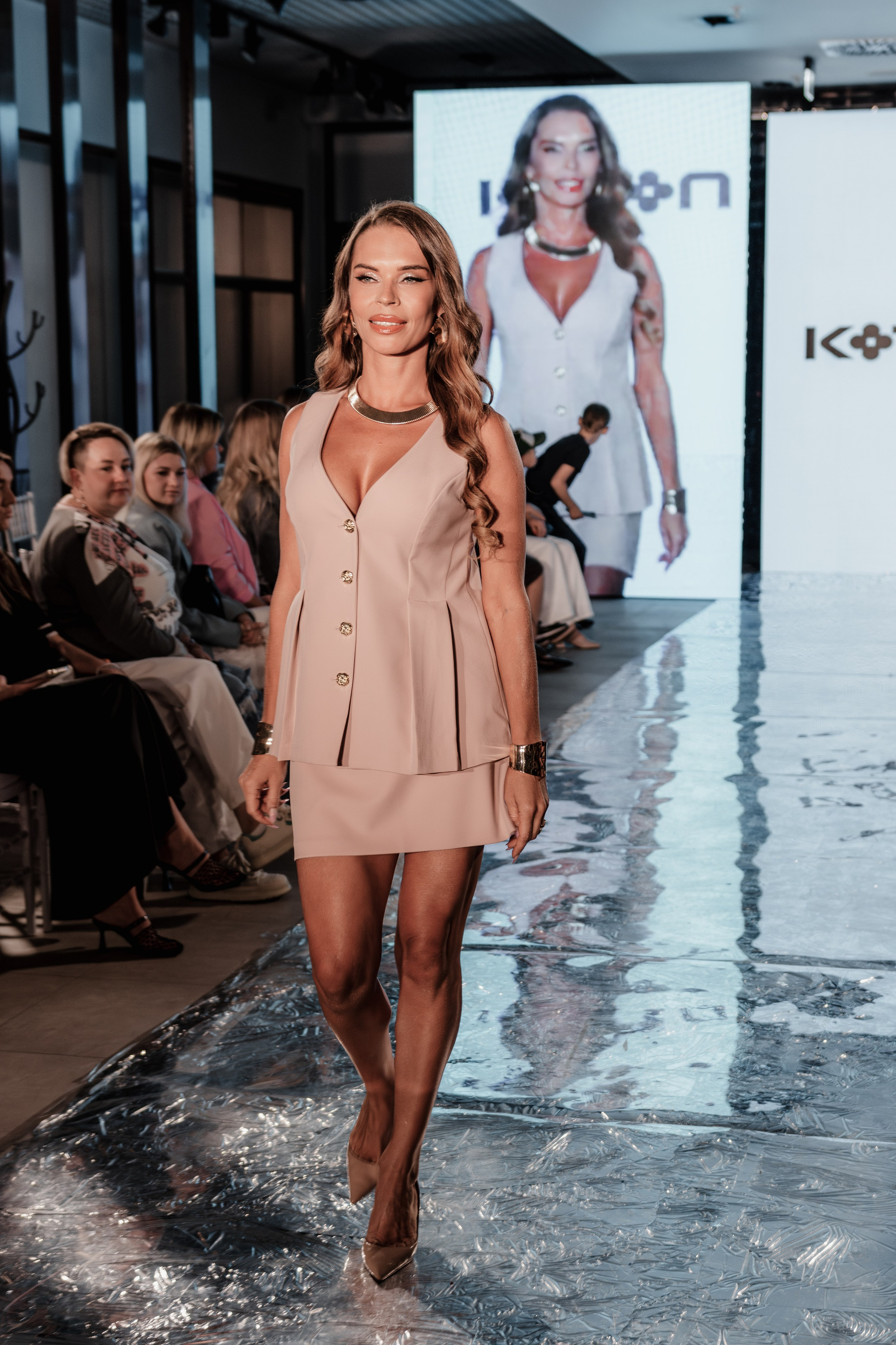 FASHION HOLIDAY 2. Фотограф Владимир Гуцало в Новокузнецке