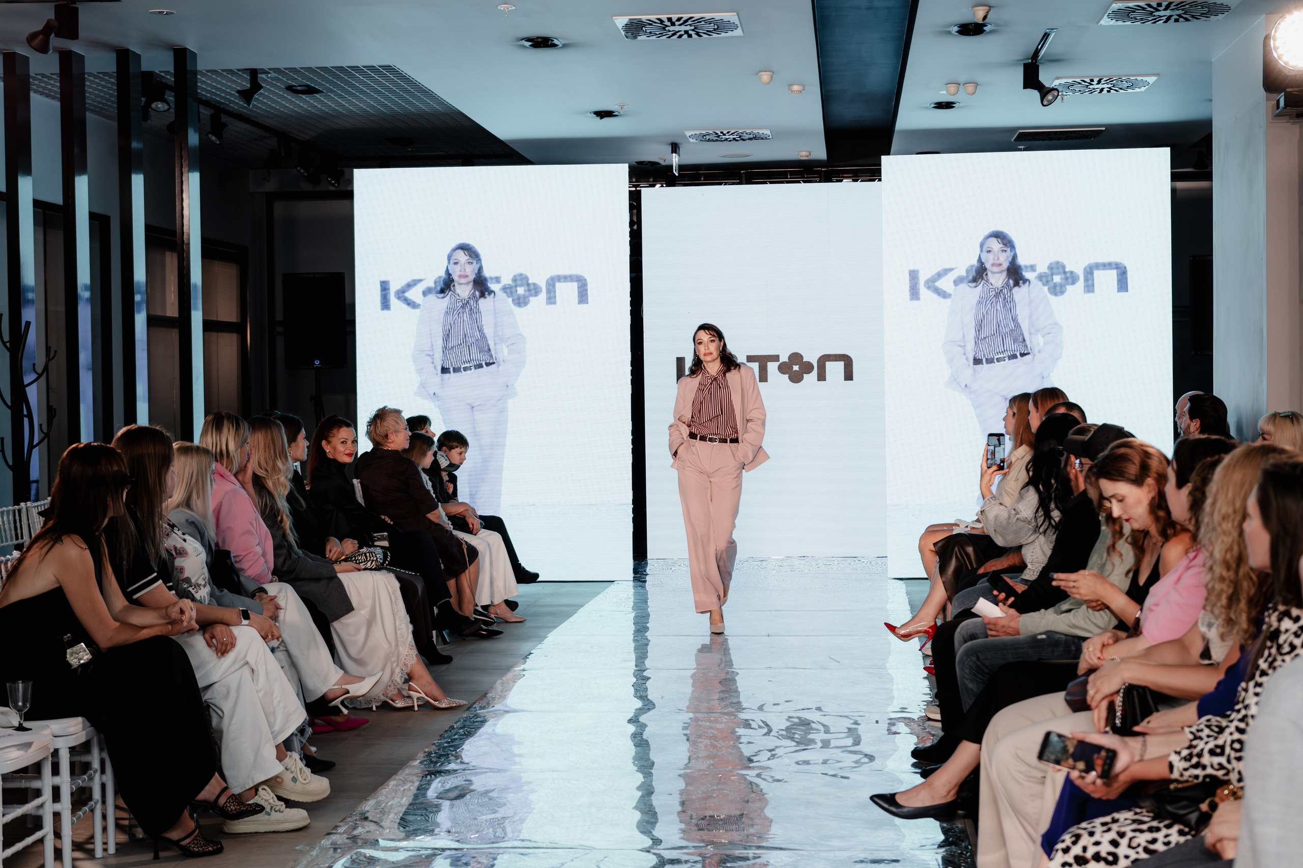 FASHION HOLIDAY 2. Фотограф Владимир Гуцало в Новокузнецке