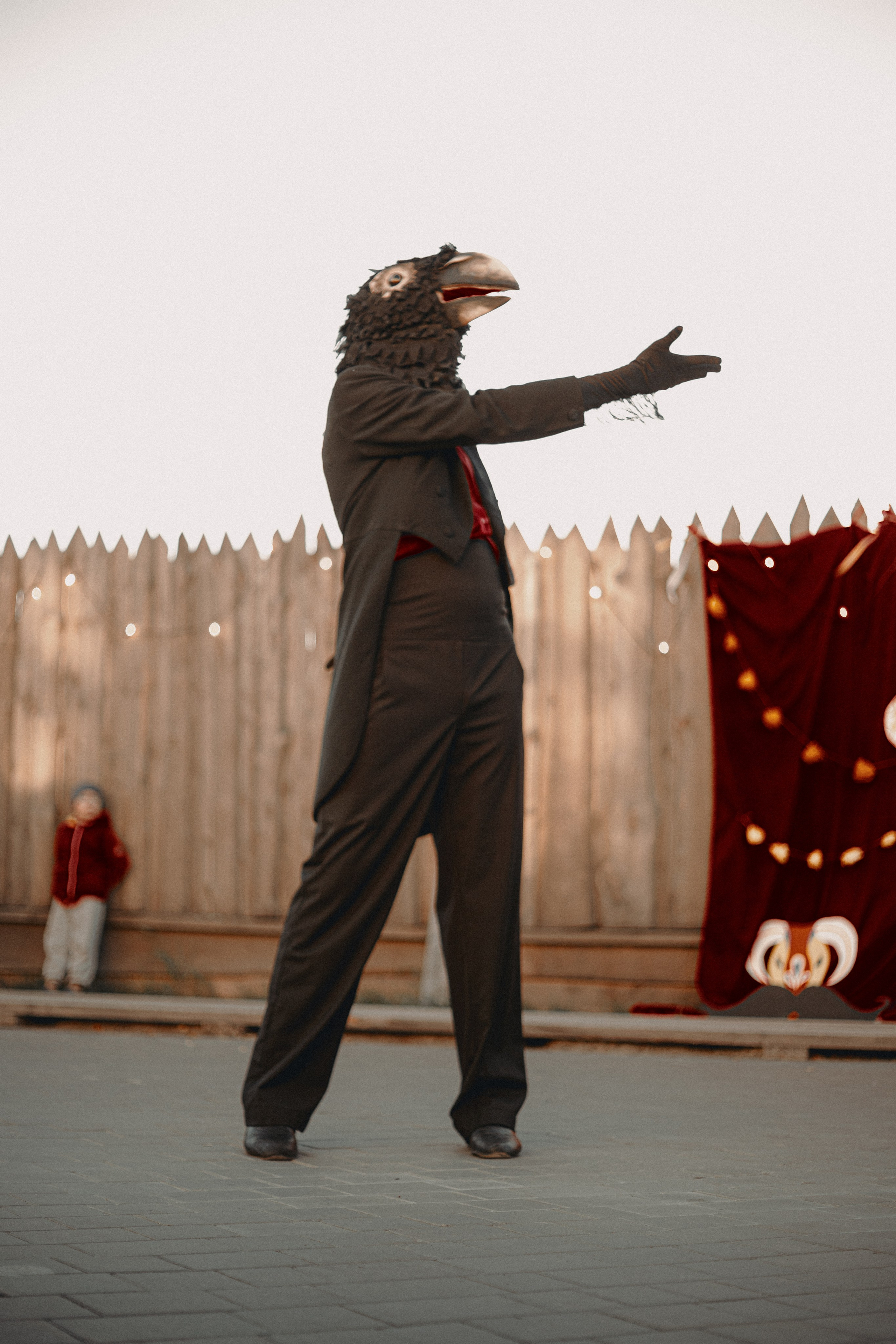 Спектакль «Куриное кабаре» от Свободного молодежного театра | Тобольск. Арт-фотограф Крис Л. в Тобольске: портрет, семейные, свадьбы