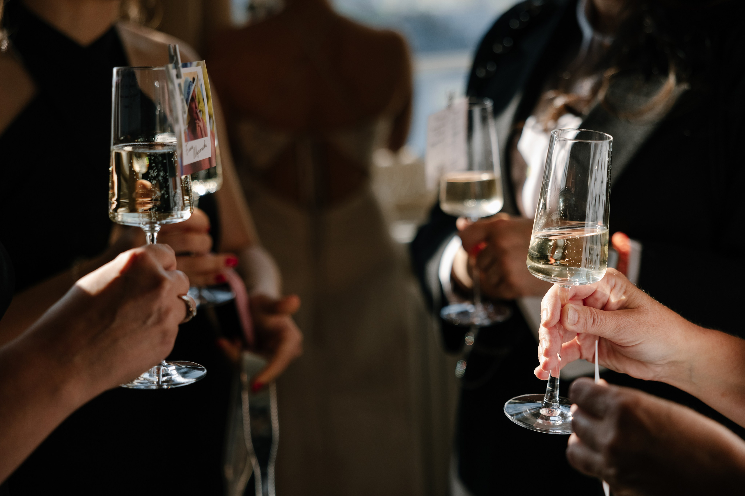 Влюбиться можно в красоту, но полюбить — лишь можно душу. Maya Alieva Wedding Photographer in St.Petersburg