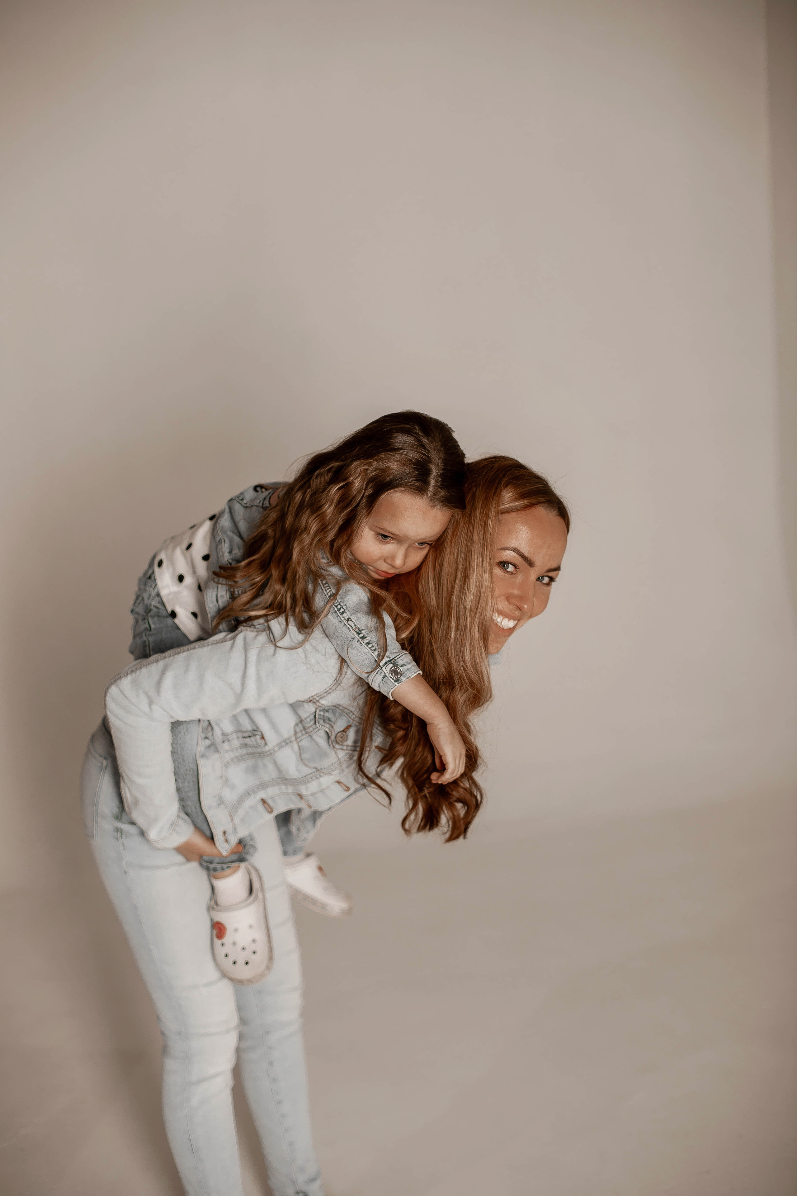 Лиза и Ева. Фотограф