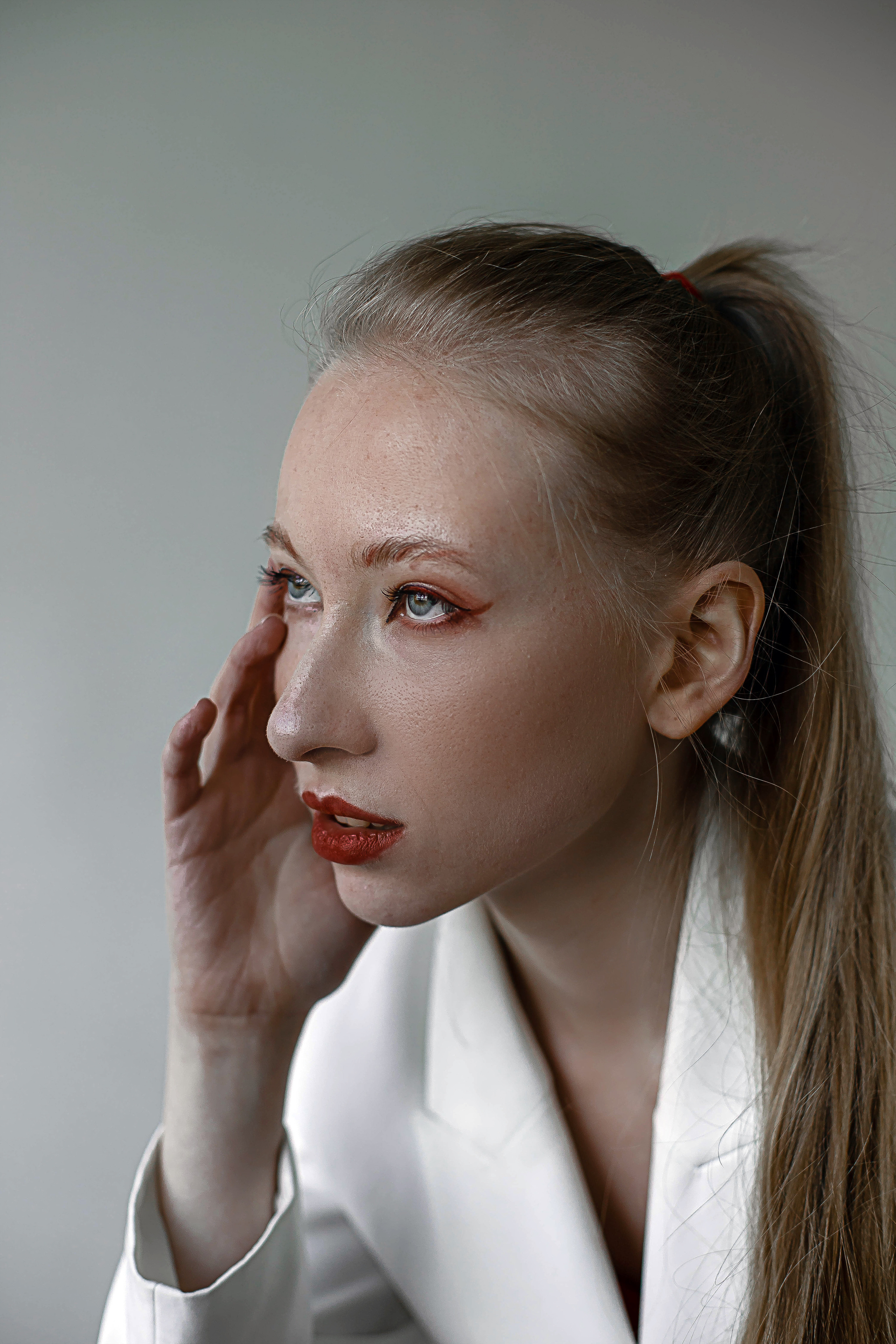 Любовь. RED&WHITE. Фотограф