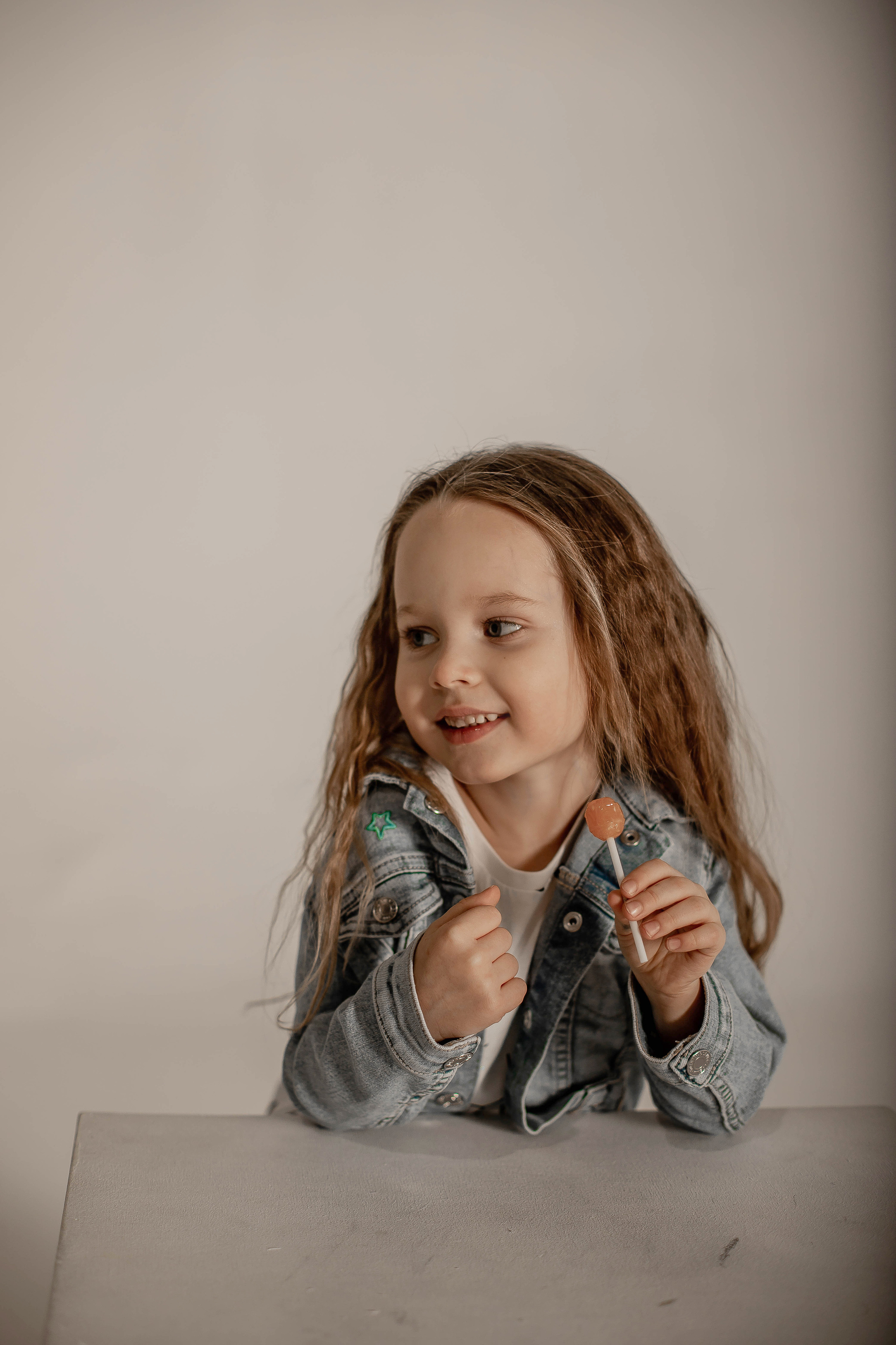 Лиза и Ева. Фотограф