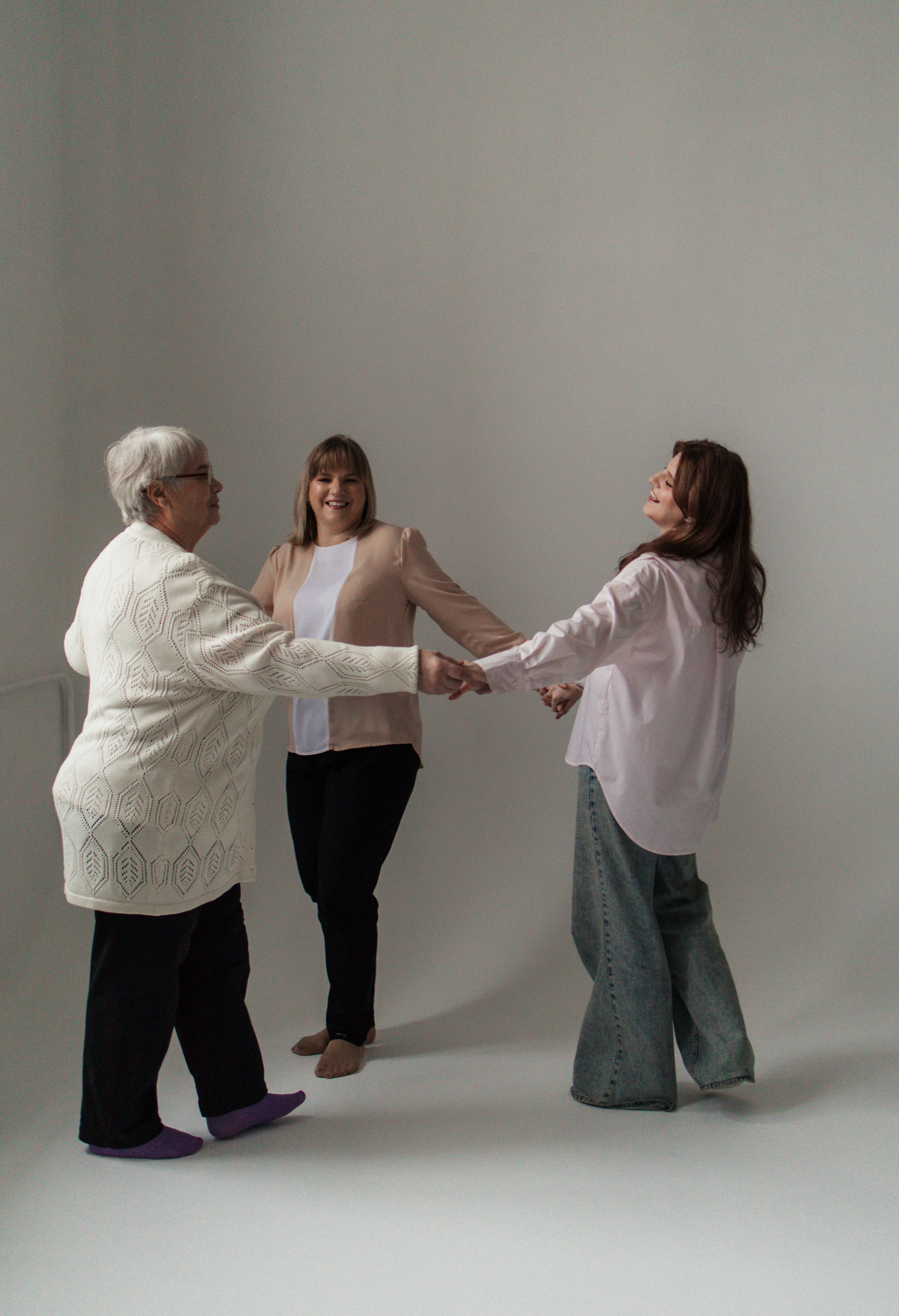 Три поколения / ID Studio. Фотограф в Выборге и Санкт-Петербурге Маша Гуляева