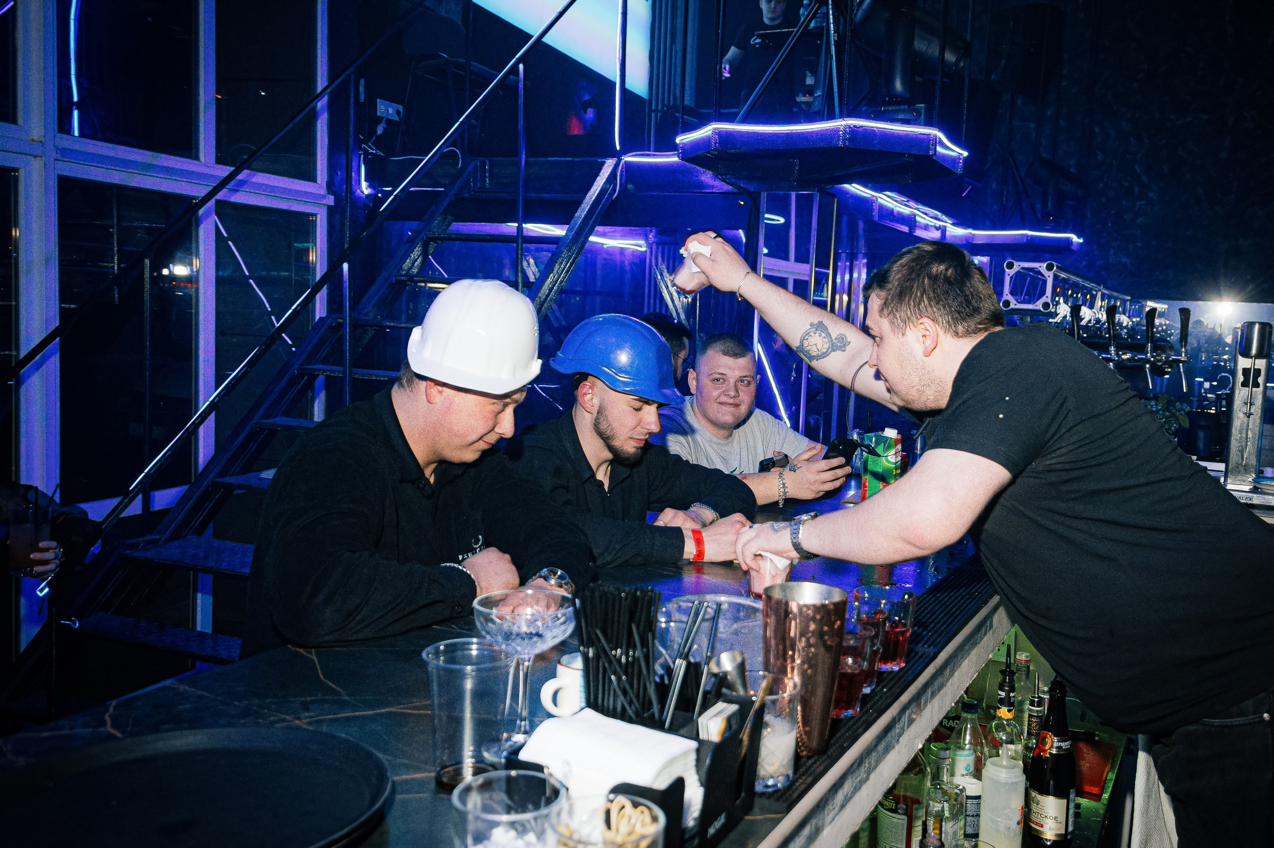 FreeZone night Club. Ларина Иванна фотограф в Донецке