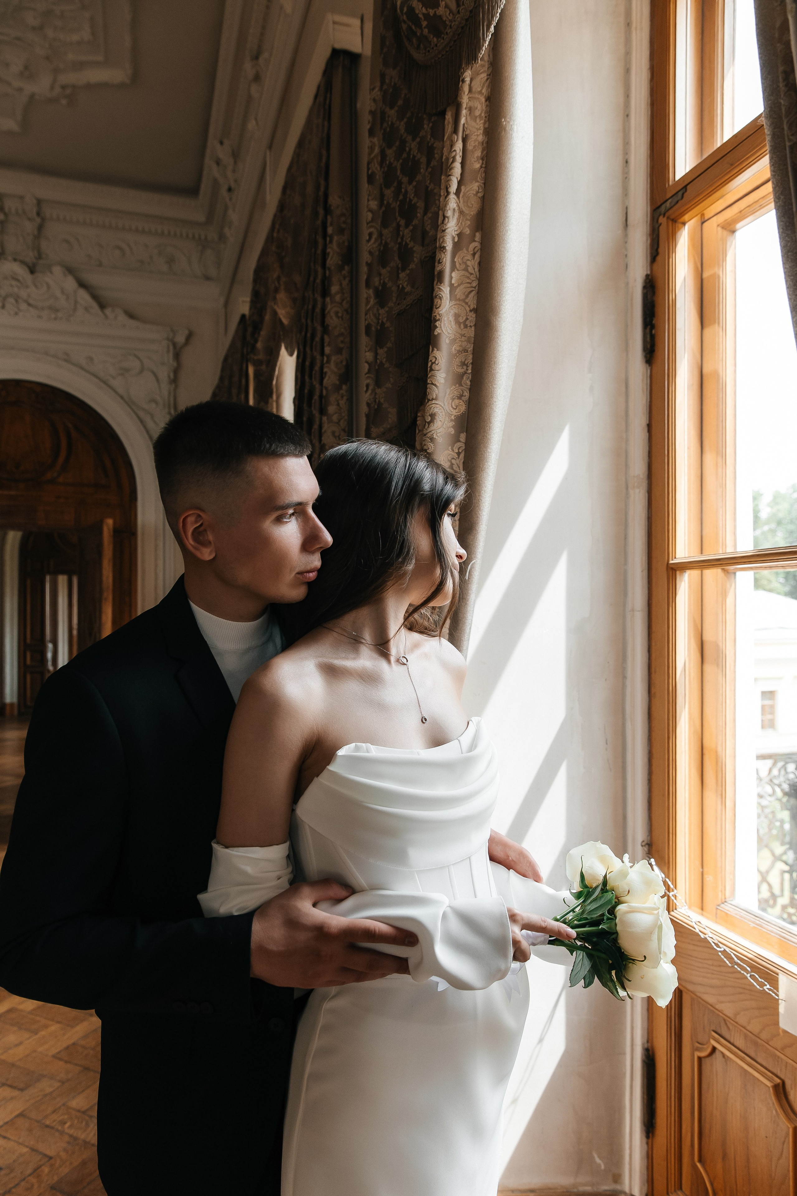 Свадебная фотосессия в Библиотеке-читальне им. А. С. Пушкина. Фотограф и видеограф Анна Домашенко