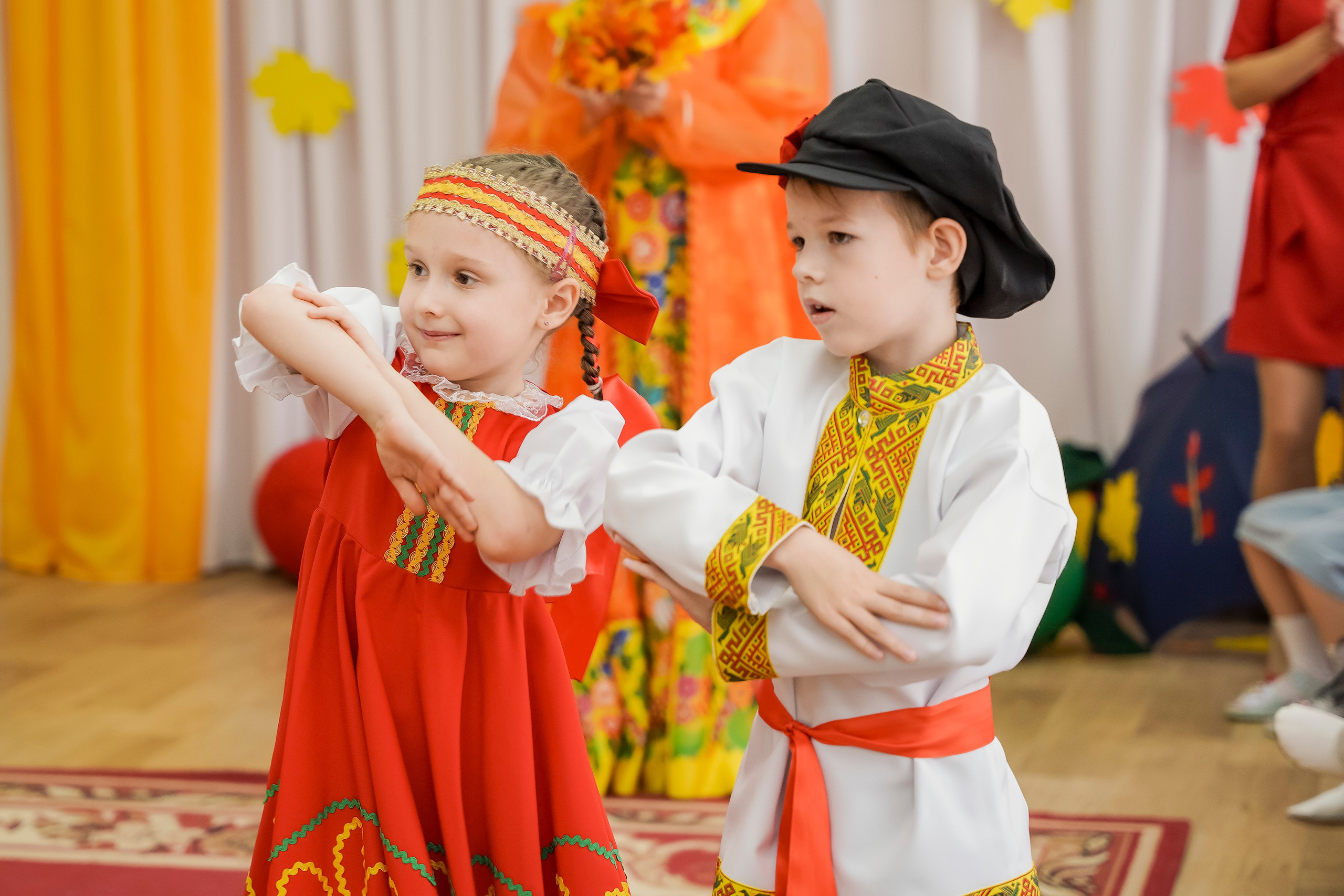 Еще осень. Геннадий Войтов — контент под любые задачи