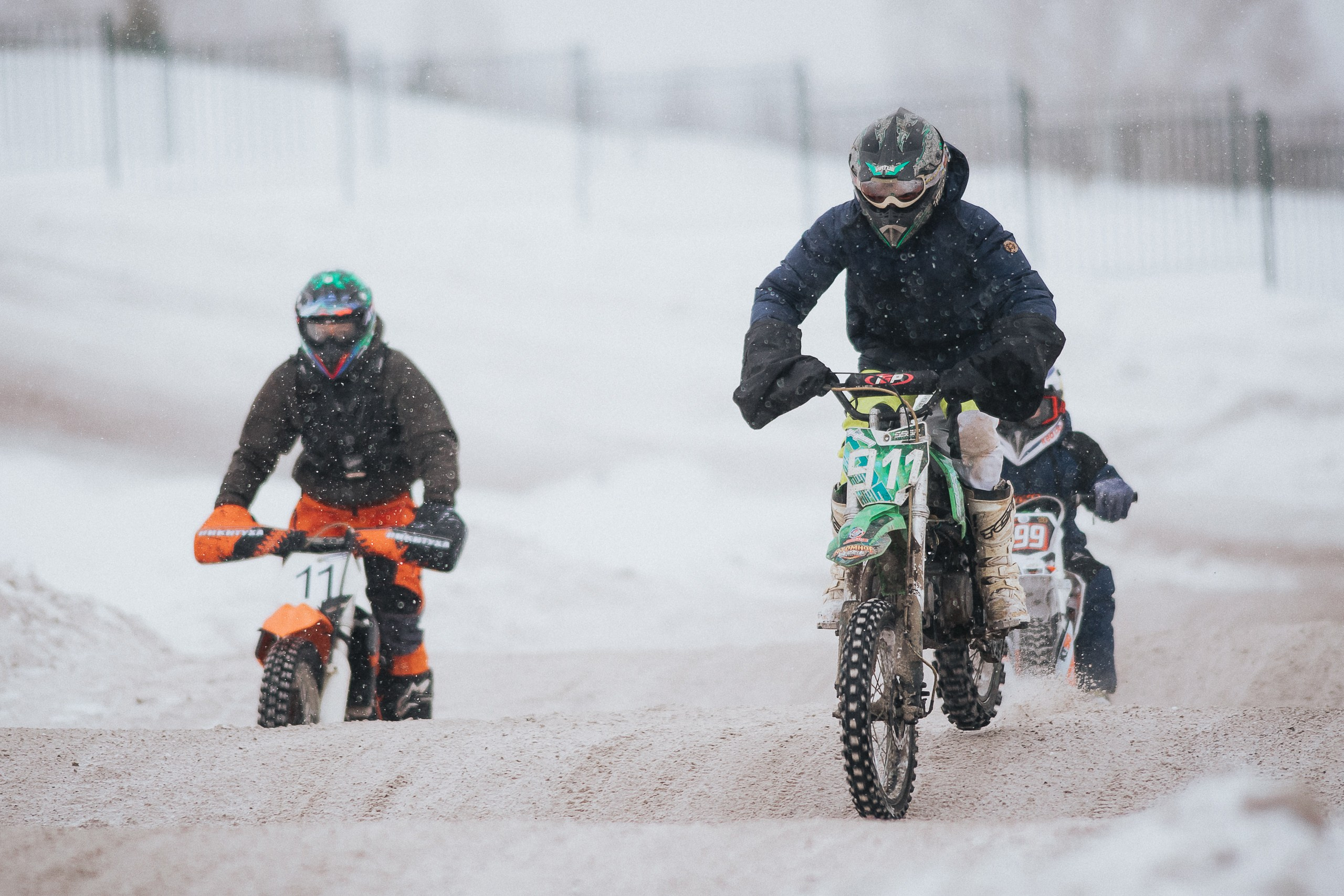29.12.2024 — Праздничная тренировка на мотоциклетной трассе Люскус. Репортажный фотограф в Кемерово