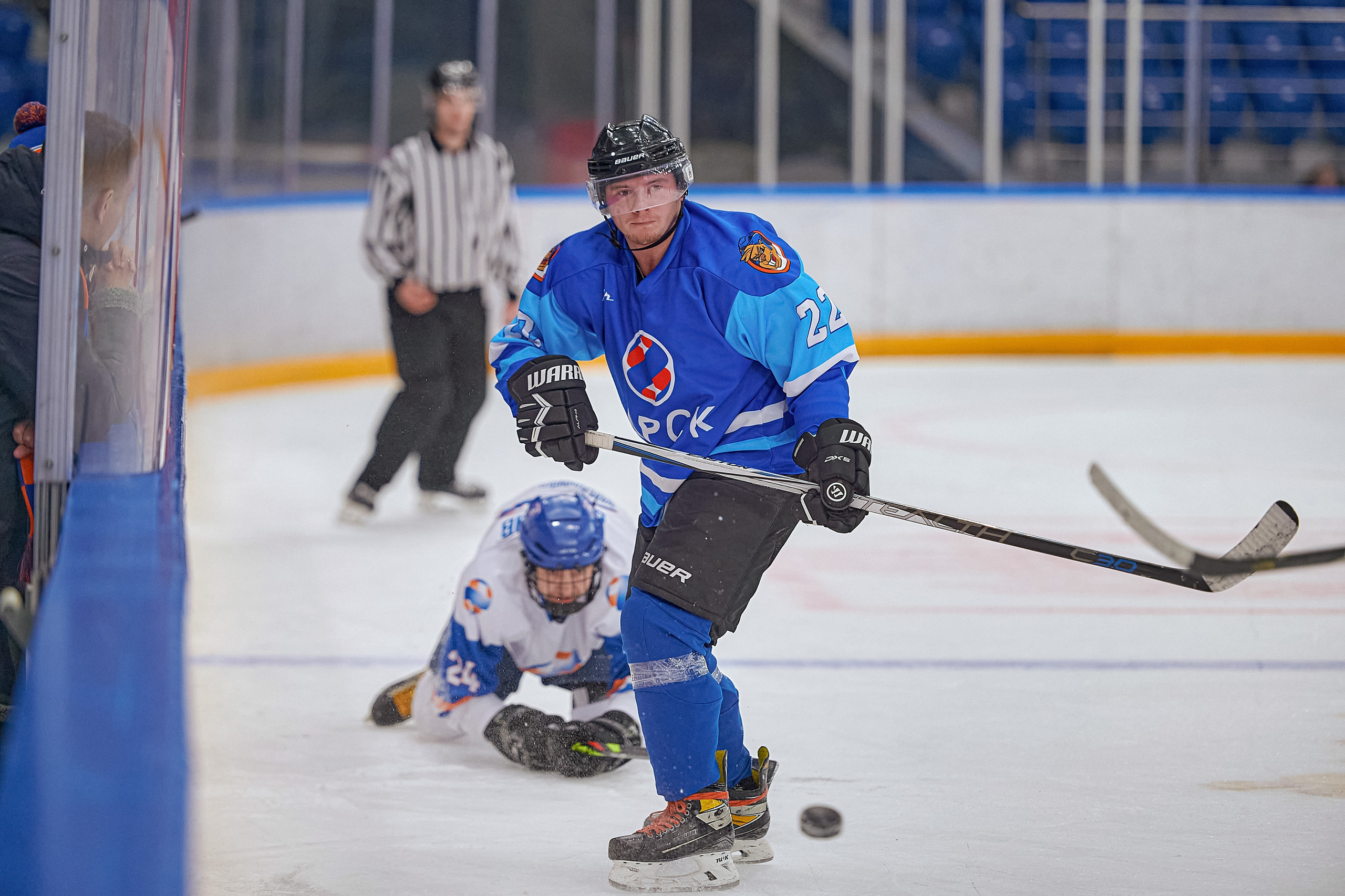 Портфолио репортажной фотосъёмки: Кристалл арена — Хоккей — РусГидро. Фотограф Яковлев Роман — Красноярск