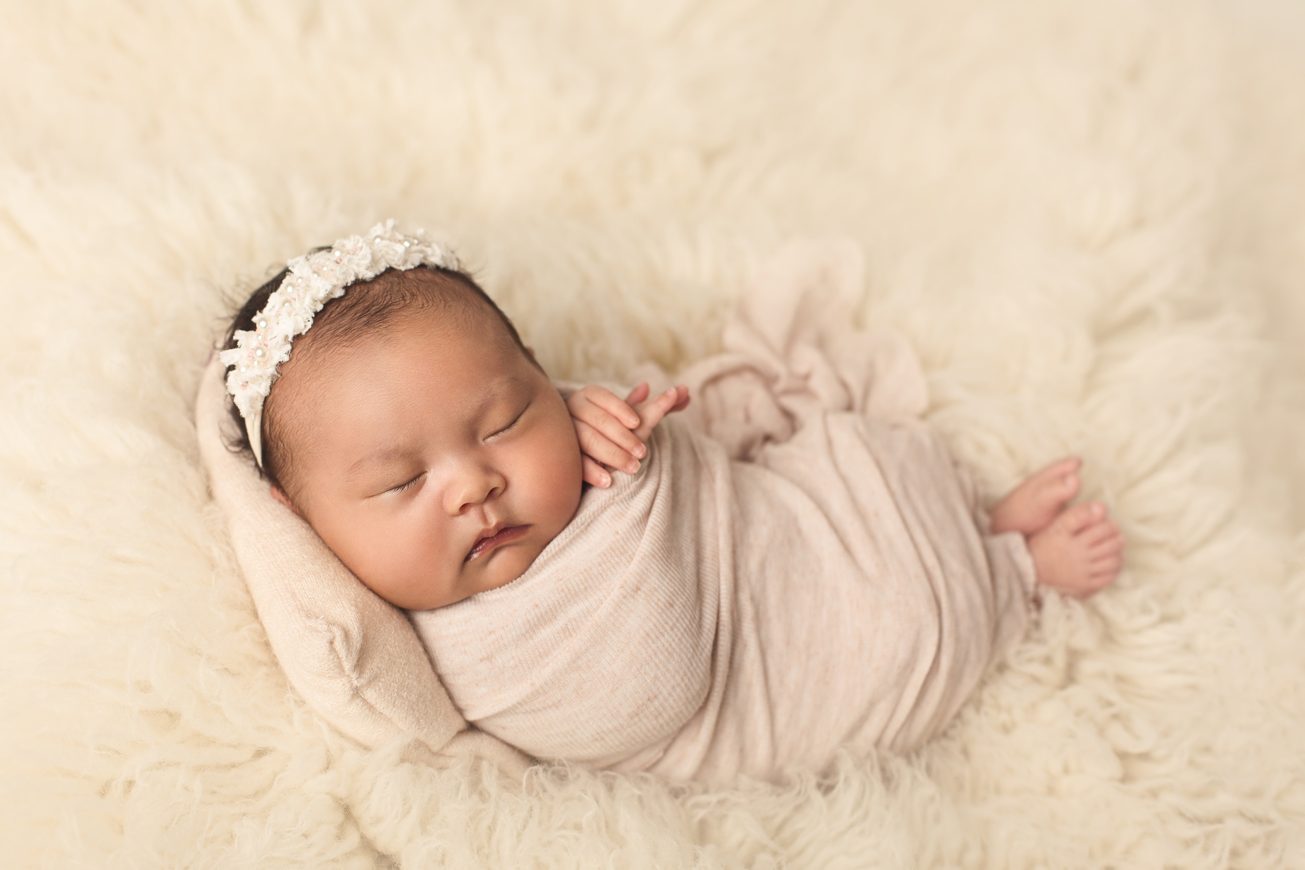 Девочки. Фотограф беременности, новорождённых и деток до года в Актау