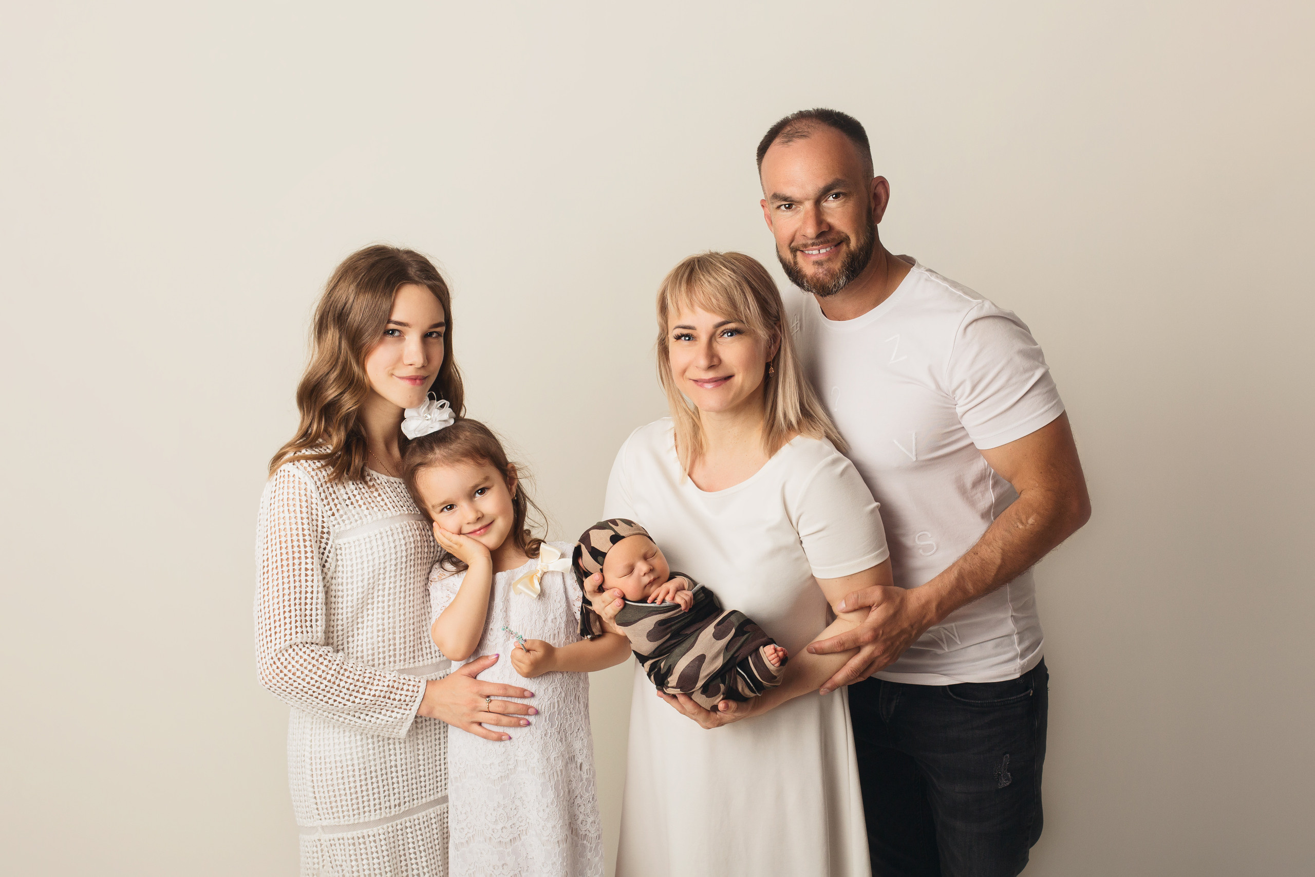 Семья. Фотограф беременности, новорождённых и деток до года в Актау