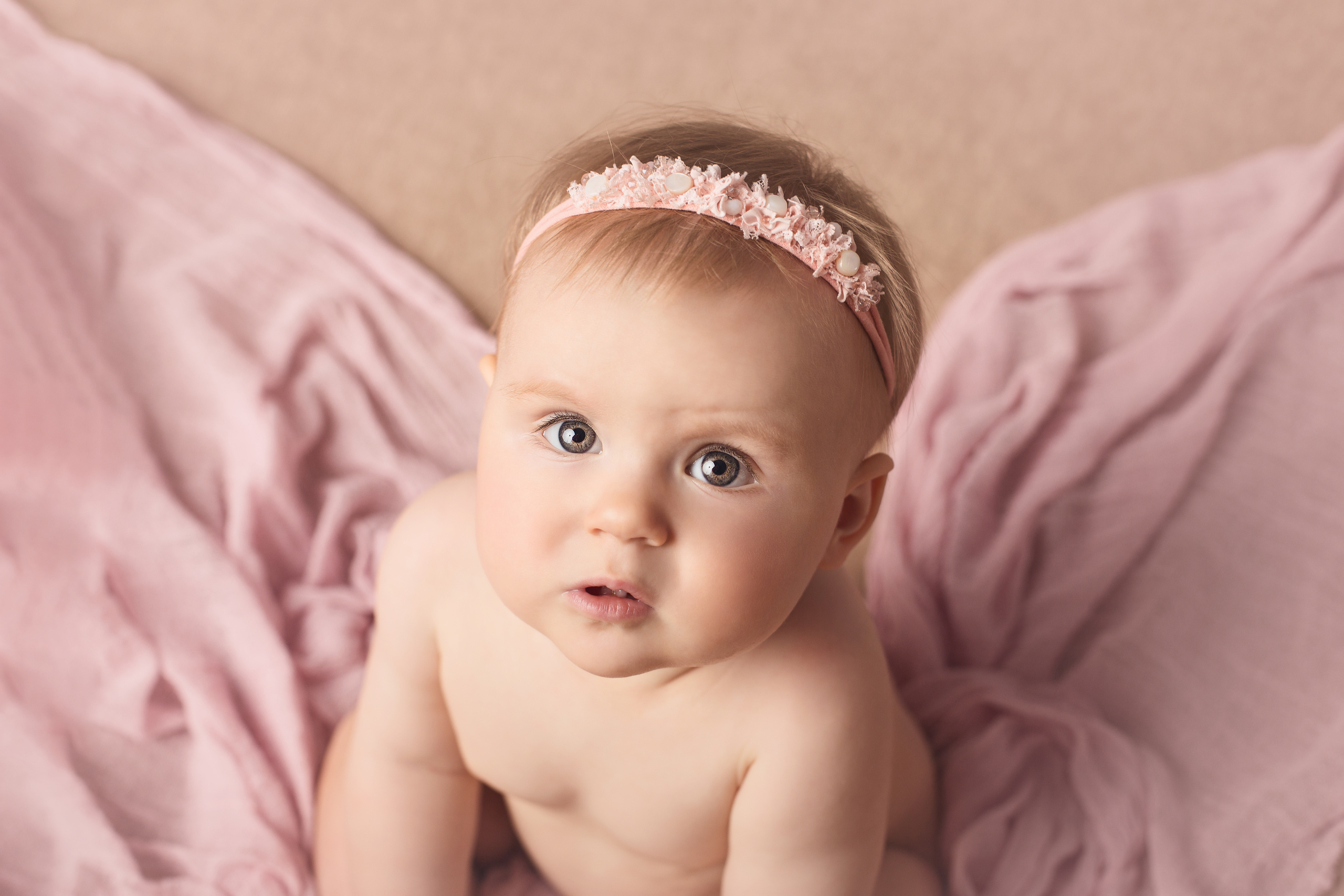 Малыши 3,5-12 мес. Фотограф беременности, новорождённых и деток до года в Актау