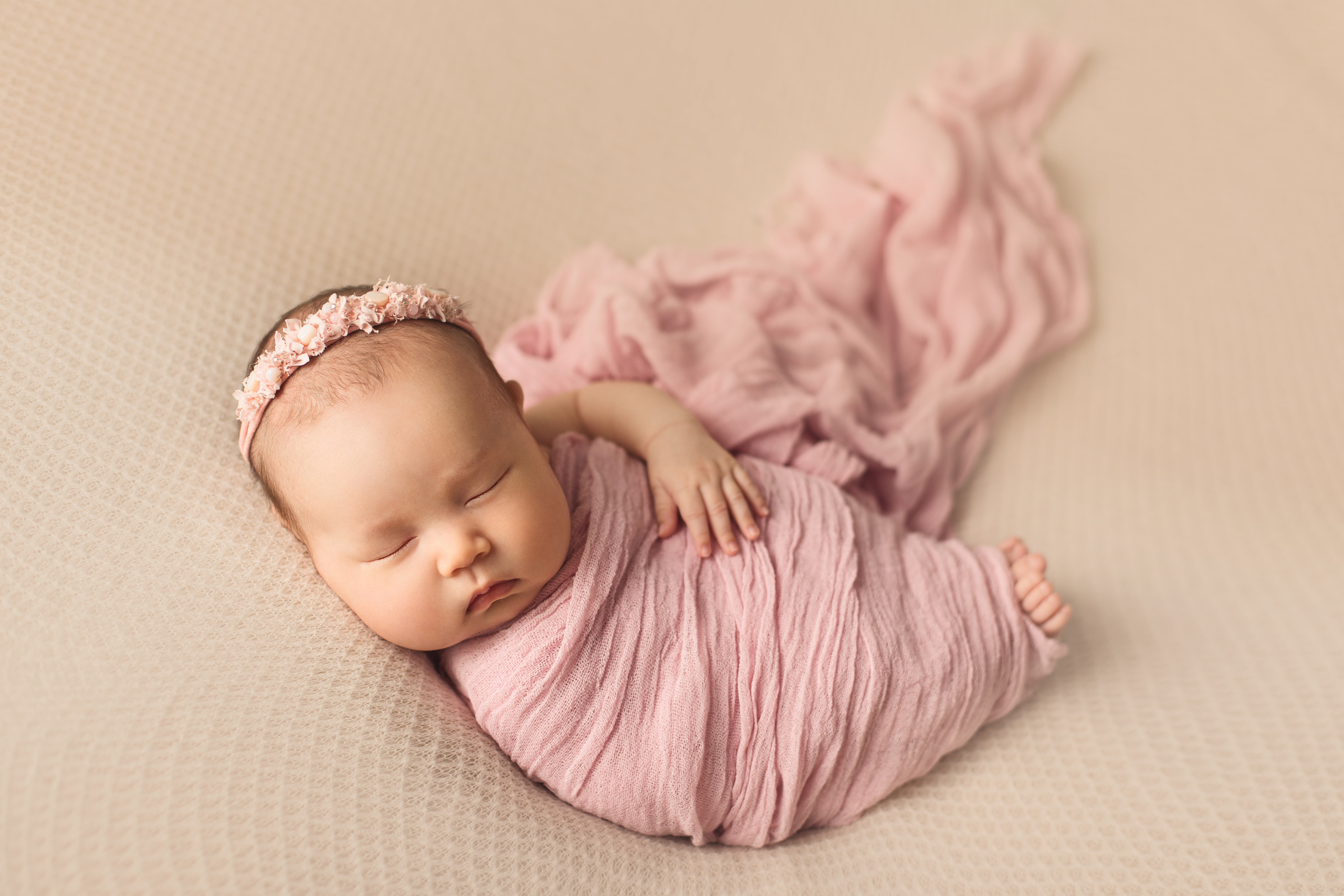 Девочки. Фотограф беременности, новорождённых и деток до года в Актау