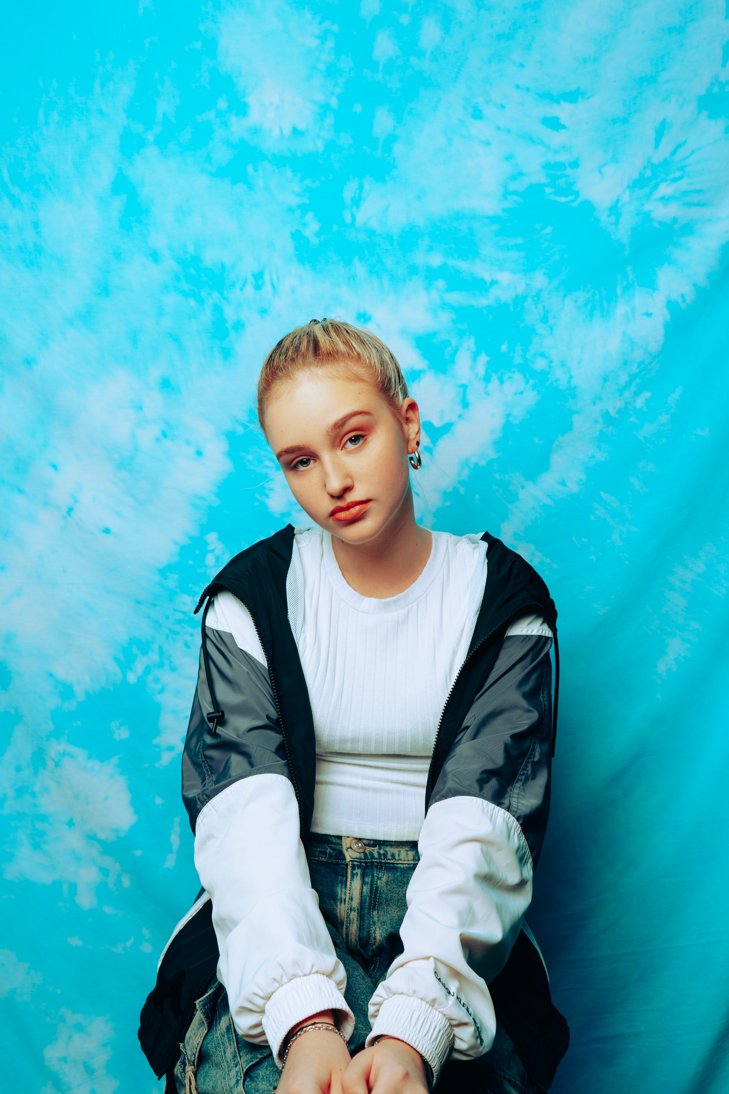 Graduation album of the film school. TENZO | Creative Producer / Art Director