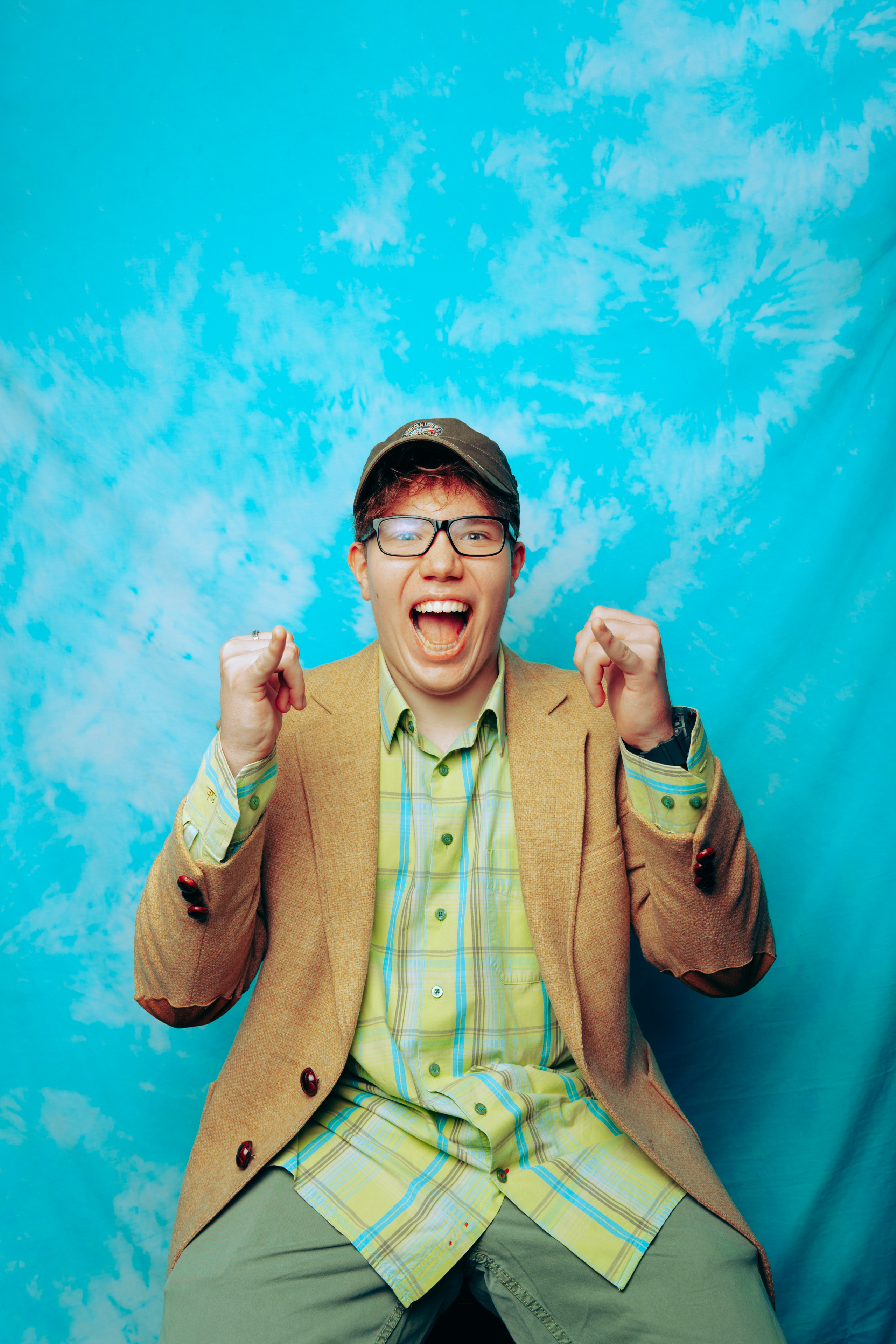 Graduation album of the film school. TENZO | Creative Producer / Art Director