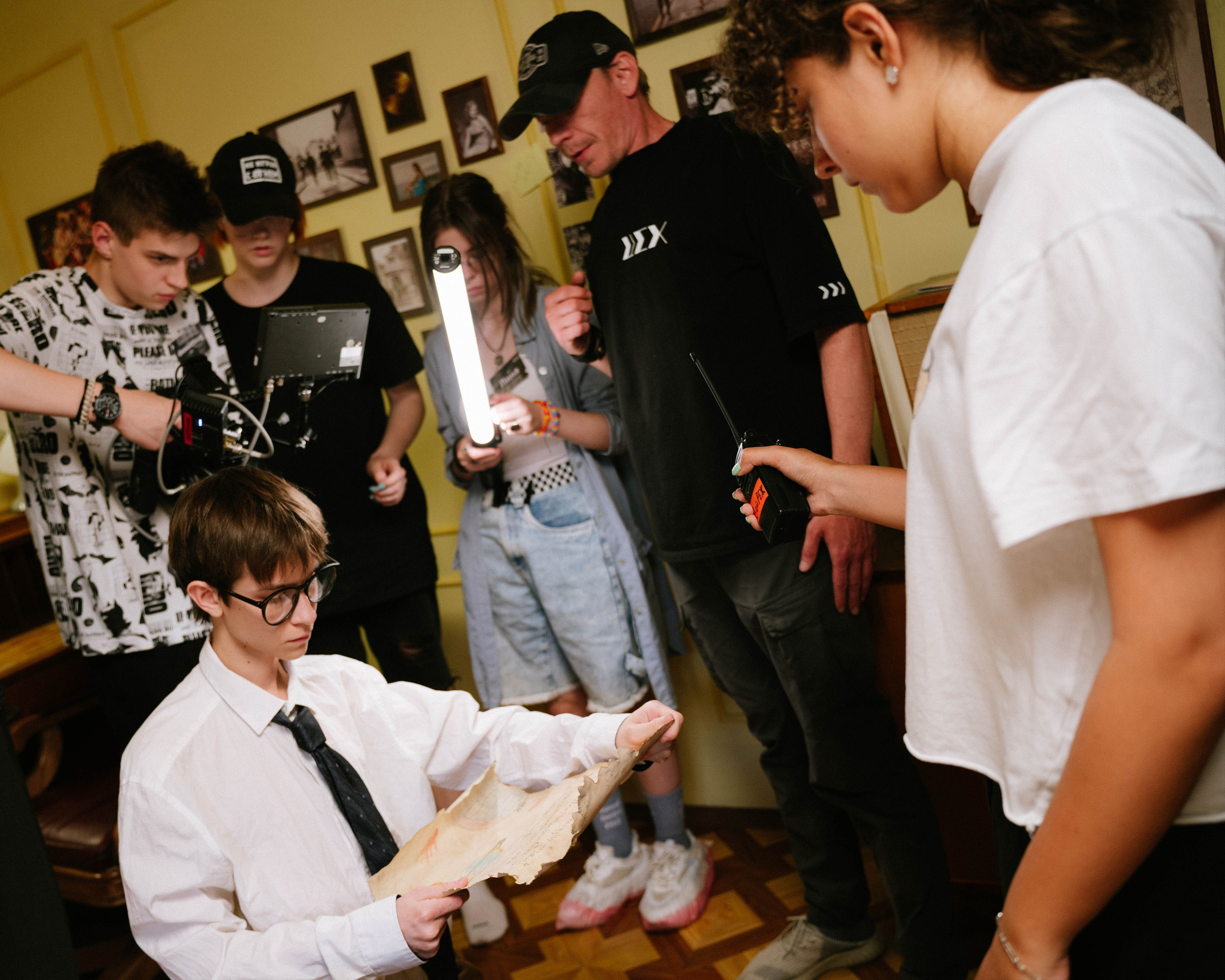 Бэкстейдж фотосессия (репортажа сьемка). TENZO | Creative Producer / Art Director