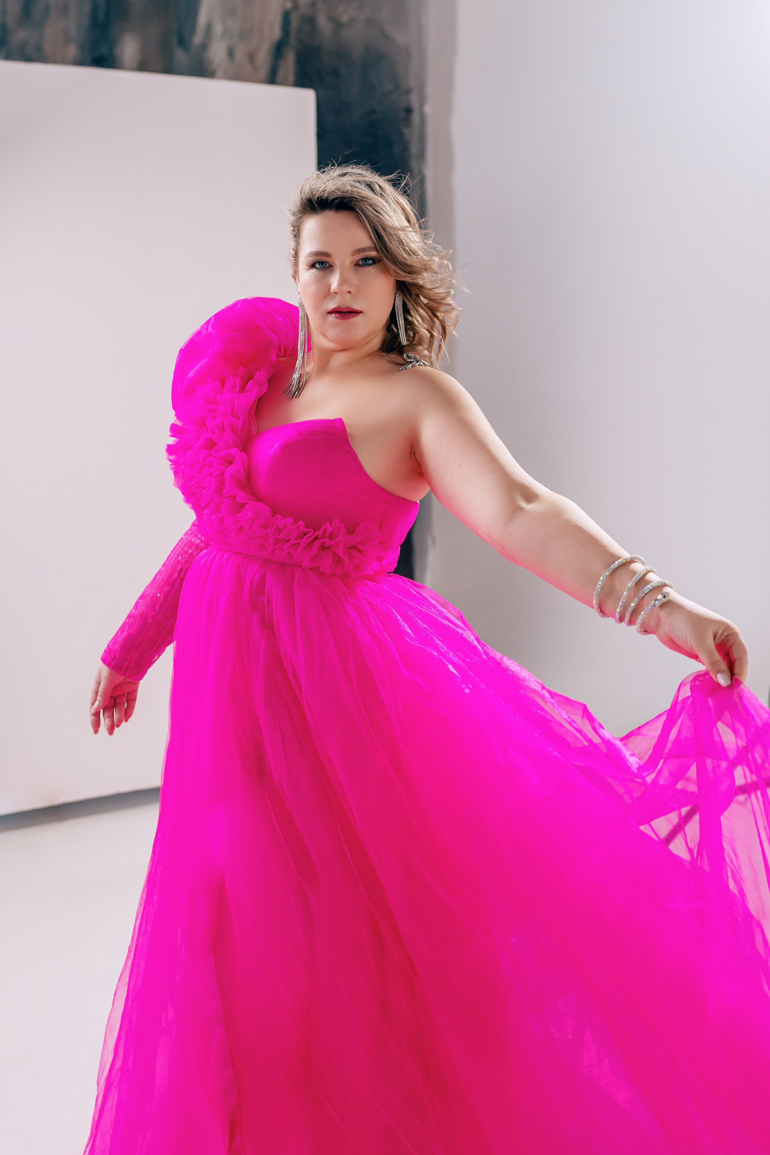 Фотосессия для магазина платьев. Фотограф Ким Наталья в Красноярске