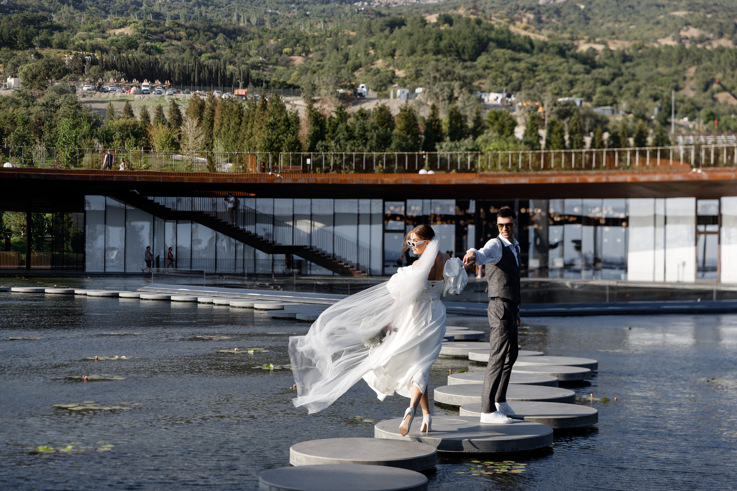 Винный парк, отель Мрия. Анонс свадьбы Юлии и Евгения. Свадебный фотограф в Крыму и Севастополе Ольга Баскакова