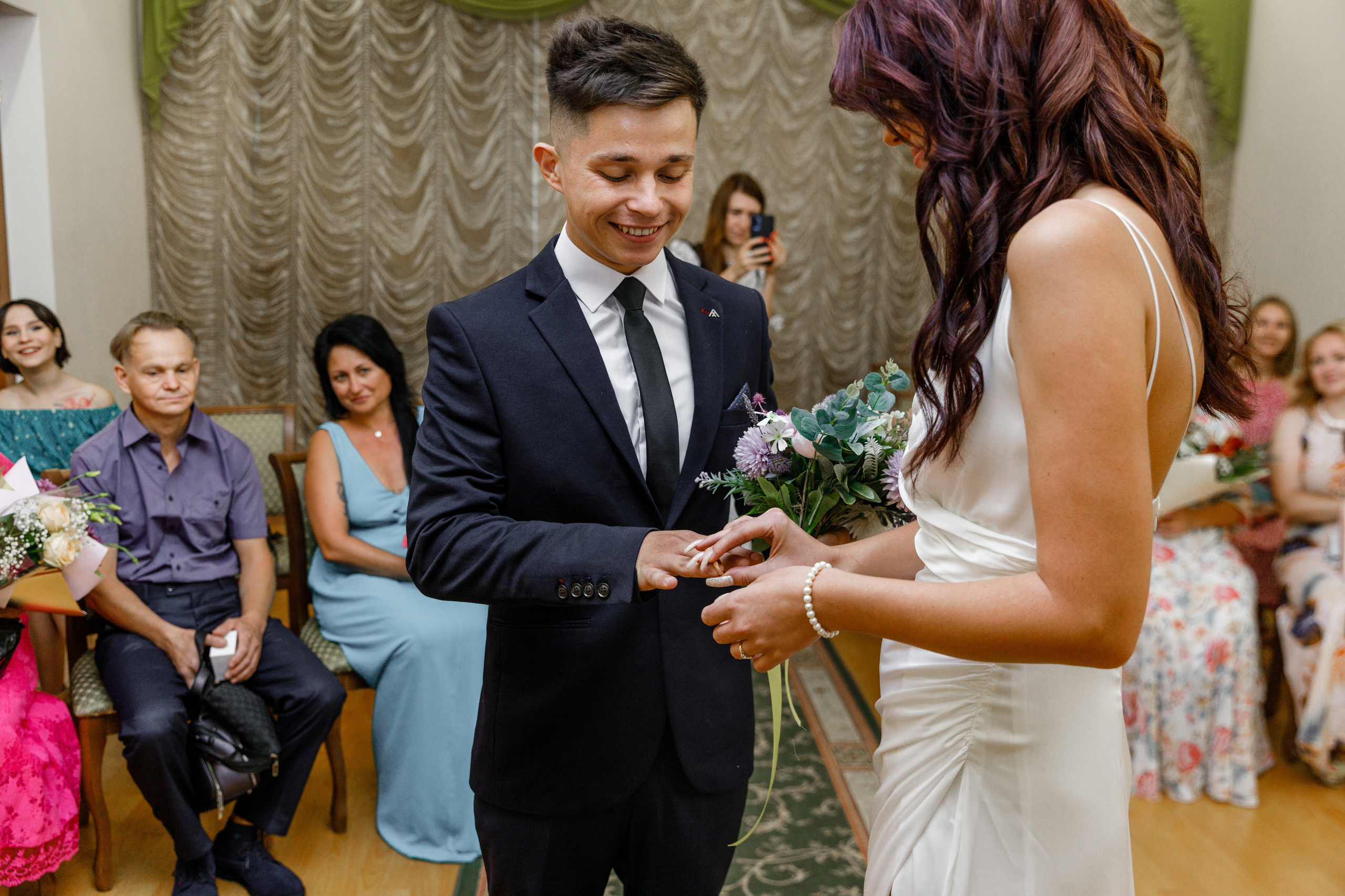 Прогулка под дождем. Анонс свадьбы Русланы и Евгения. Свадебный фотограф в Крыму и Севастополе Ольга Баскакова