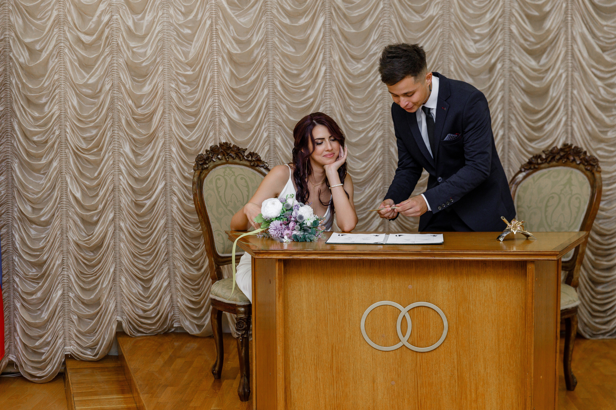 Прогулка под дождем. Анонс свадьбы Русланы и Евгения. Свадебный фотограф в Крыму и Севастополе Ольга Баскакова