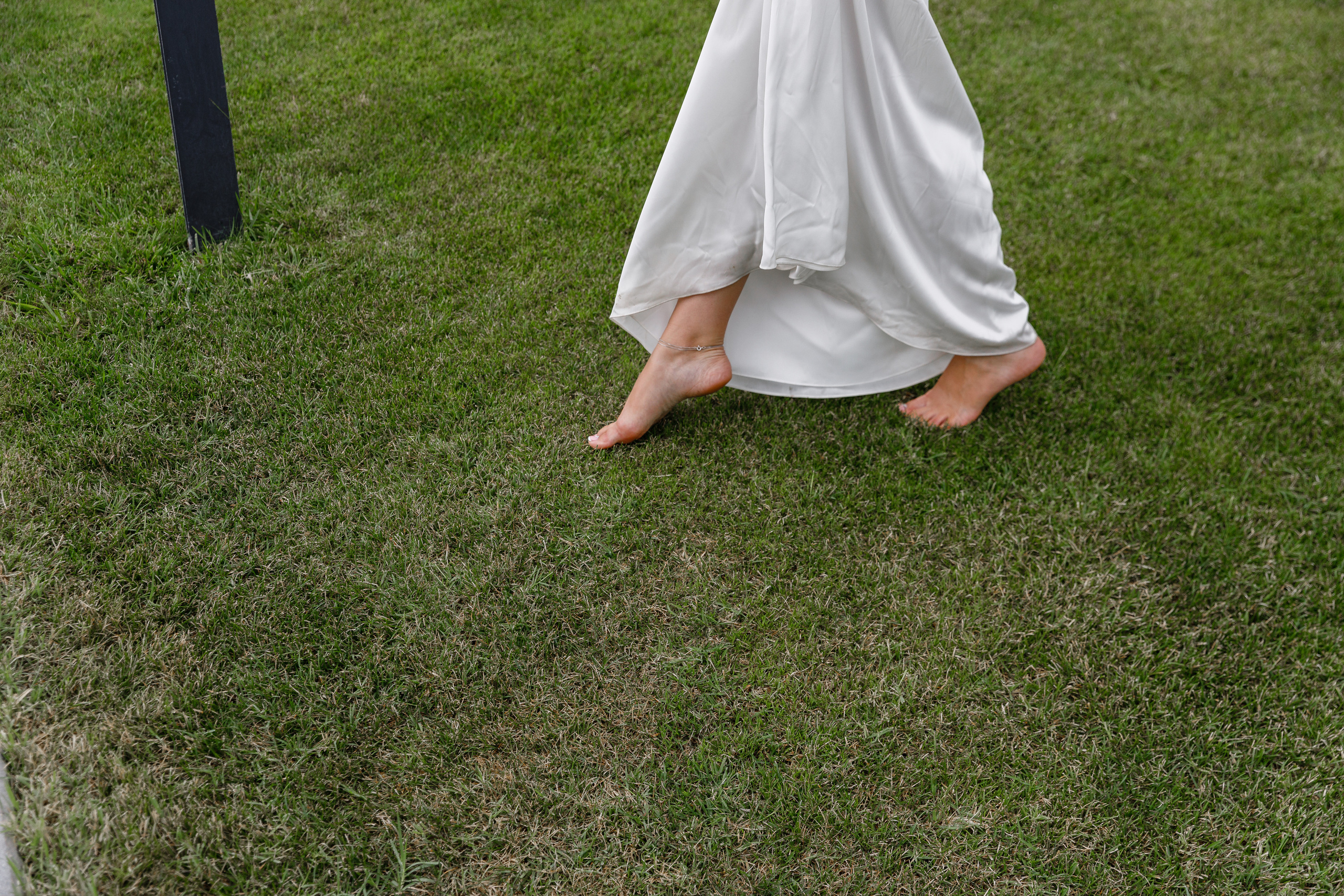 Прогулка под дождем. Анонс свадьбы Русланы и Евгения. Свадебный фотограф в Крыму и Севастополе Ольга Баскакова