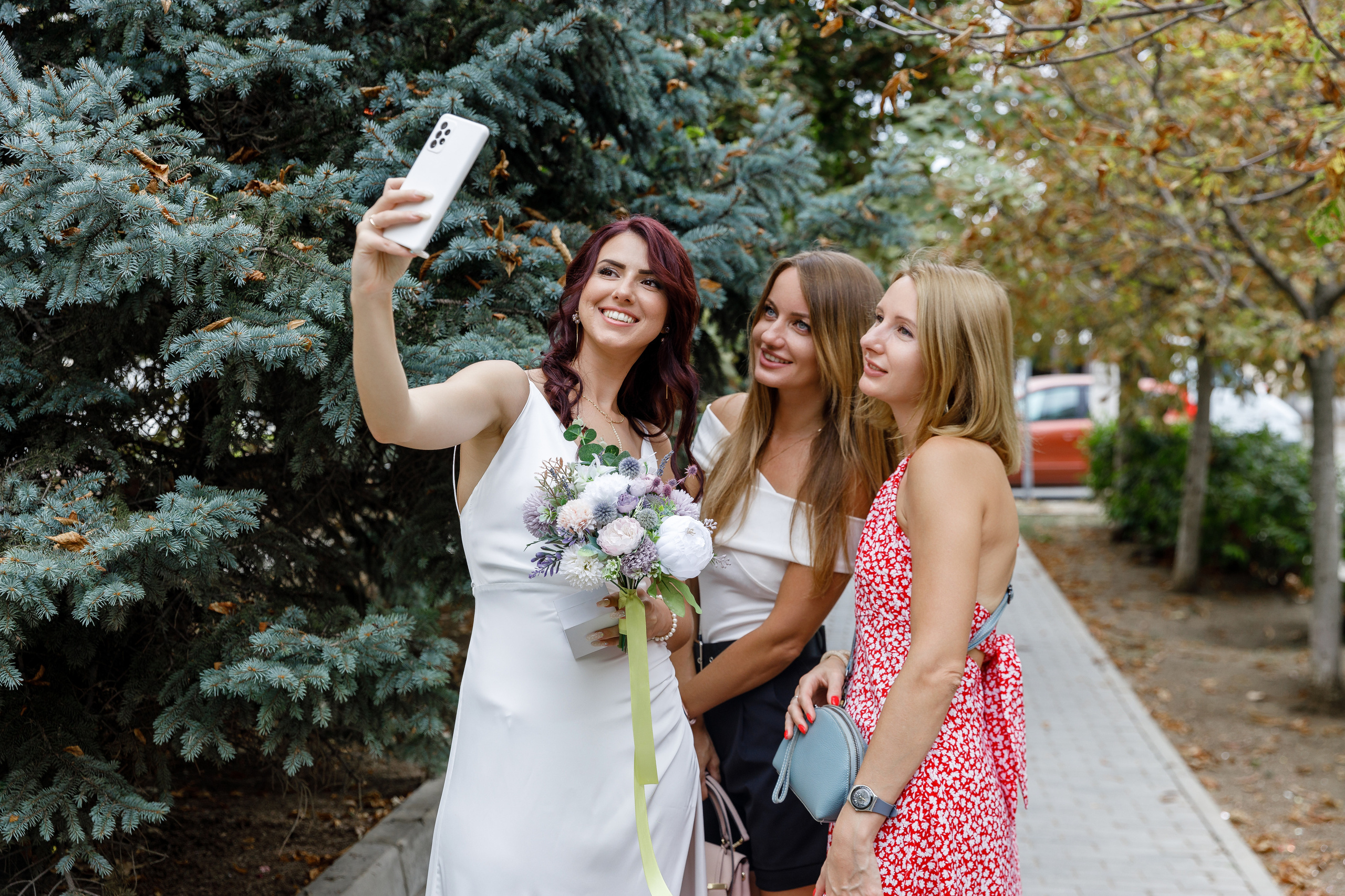 Прогулка под дождем. Анонс свадьбы Русланы и Евгения. Свадебный фотограф в Крыму и Севастополе Ольга Баскакова