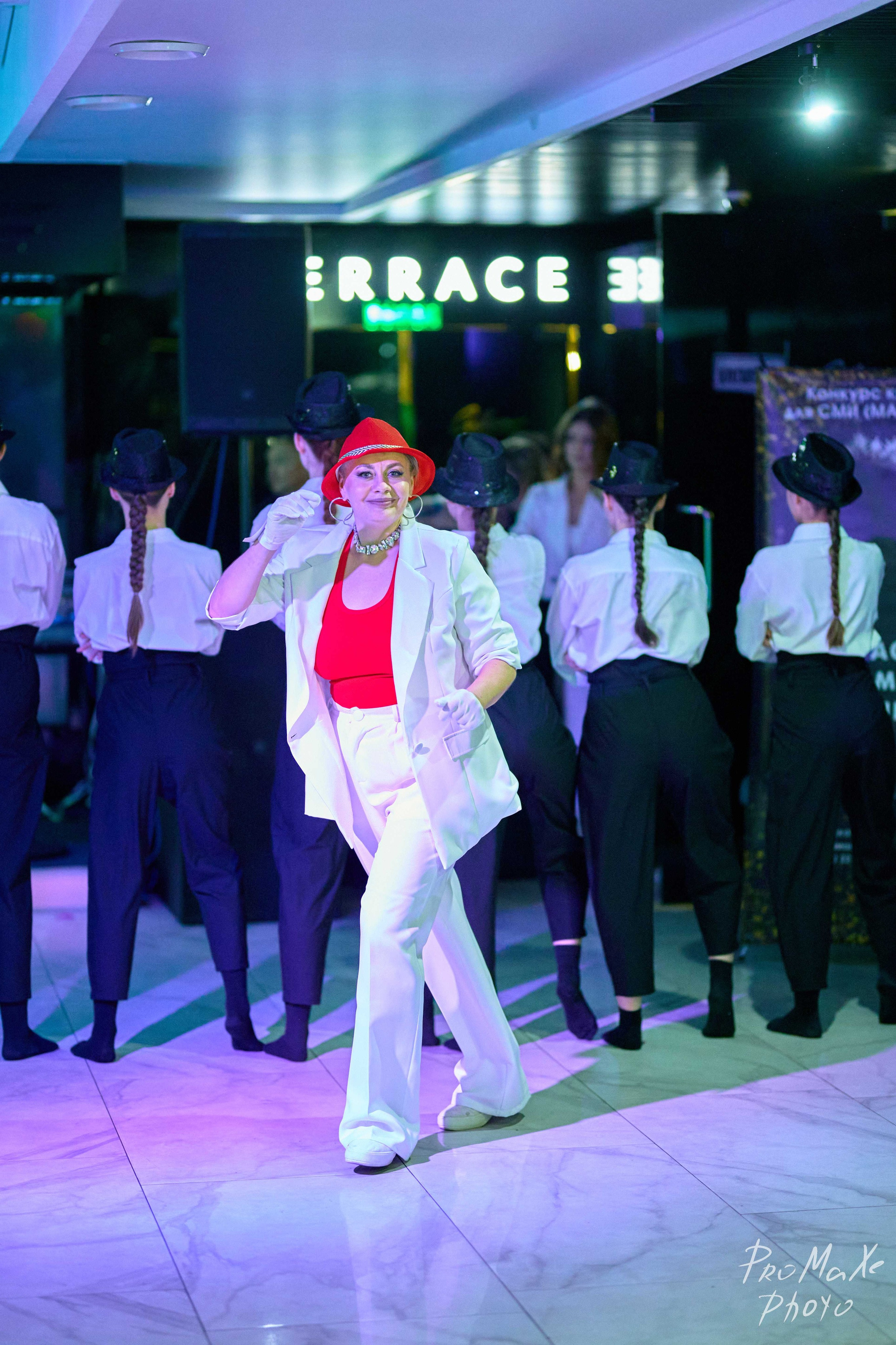 Зал КРАСА МАСС-МЕДИА ЧУВАШИИ. Владимир Суздалов (ProMaXe) — Портретный фотограф, тематические фотосессии в Чебоксарах