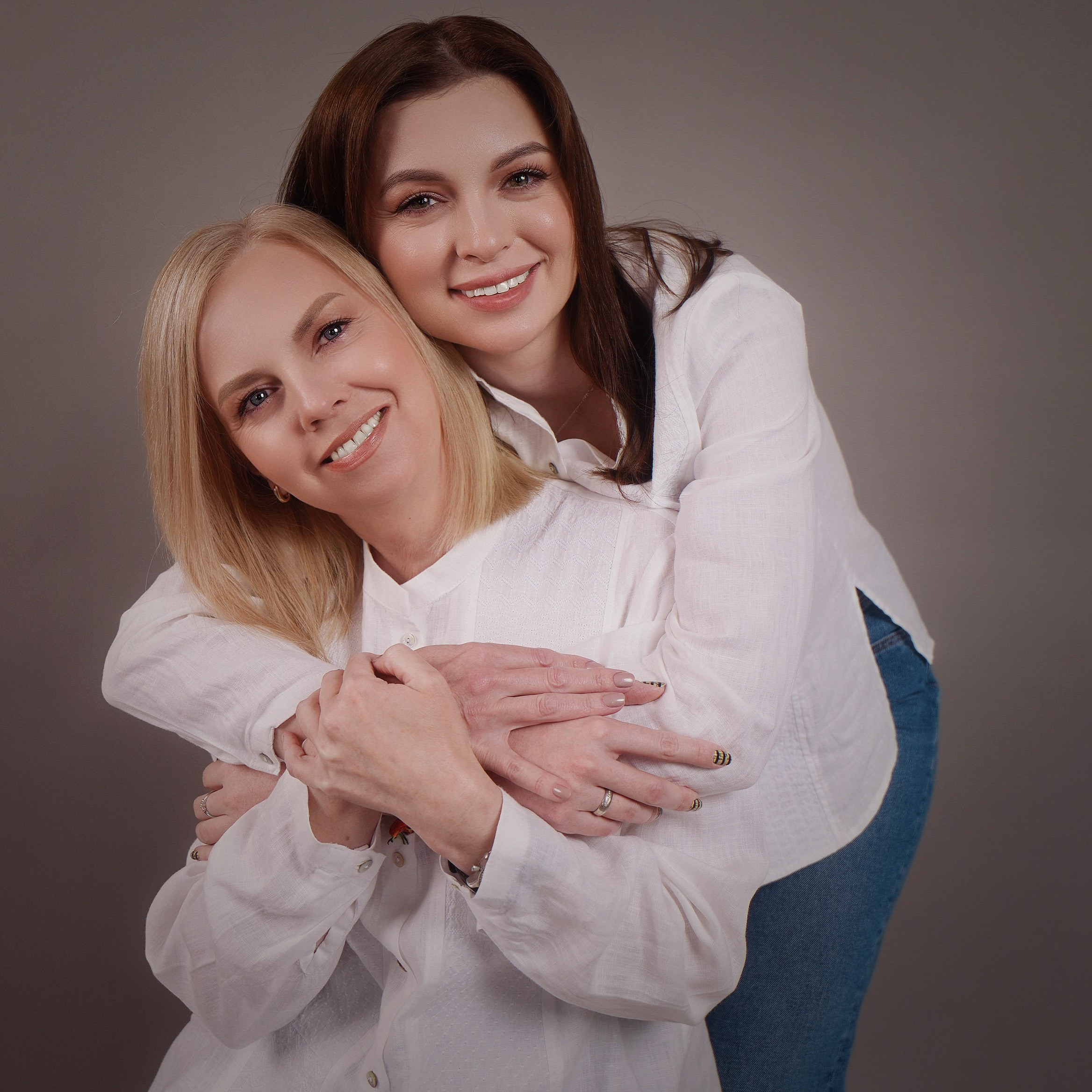 Семейная фотосъемка мамы и дочери (Рязань студия Side). Семейный и детский фотограф в Рязани Кулешова Оксана